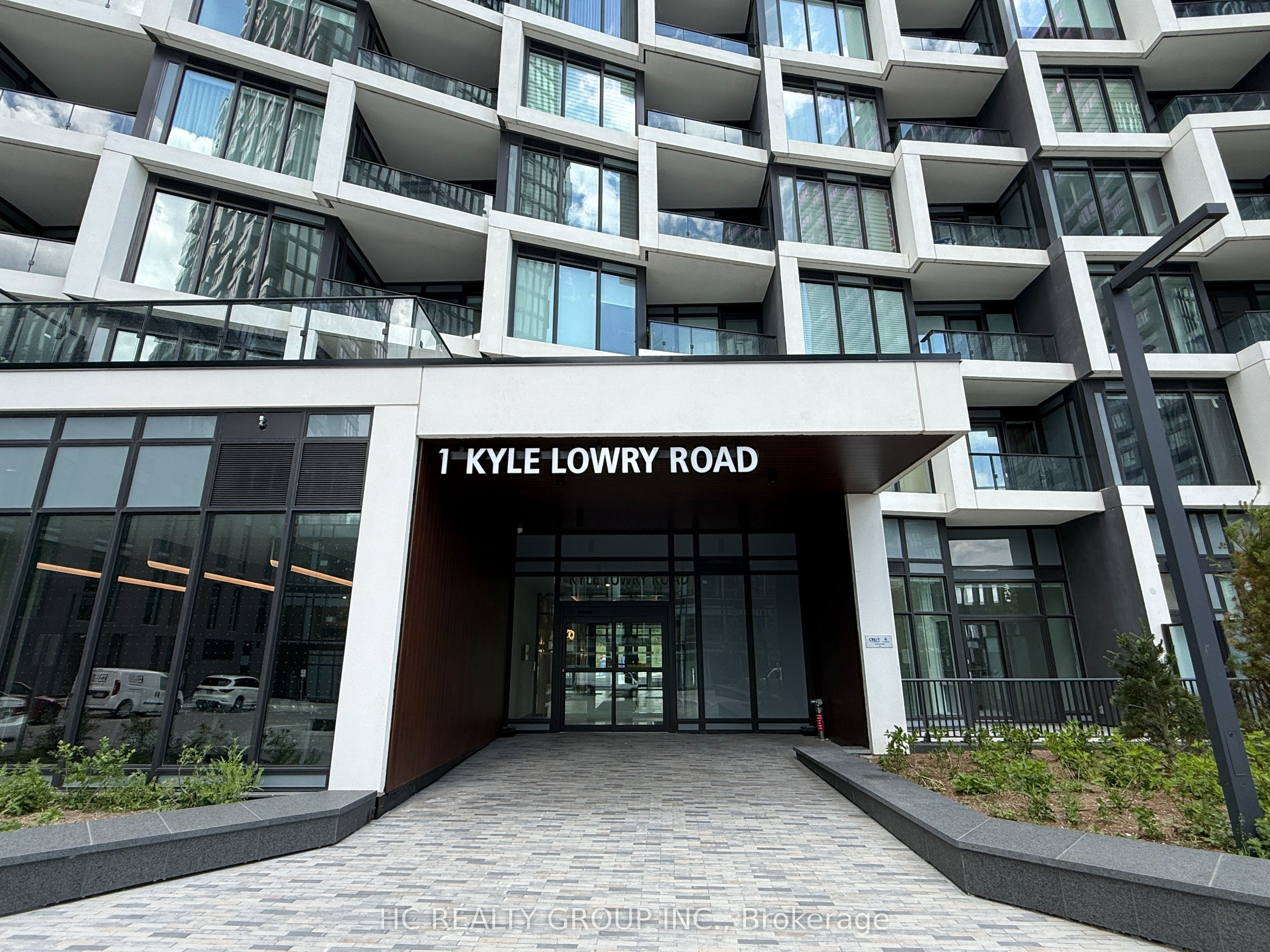 1 Kyle Lowry Road 305, Toronto, ON M3C 0S6