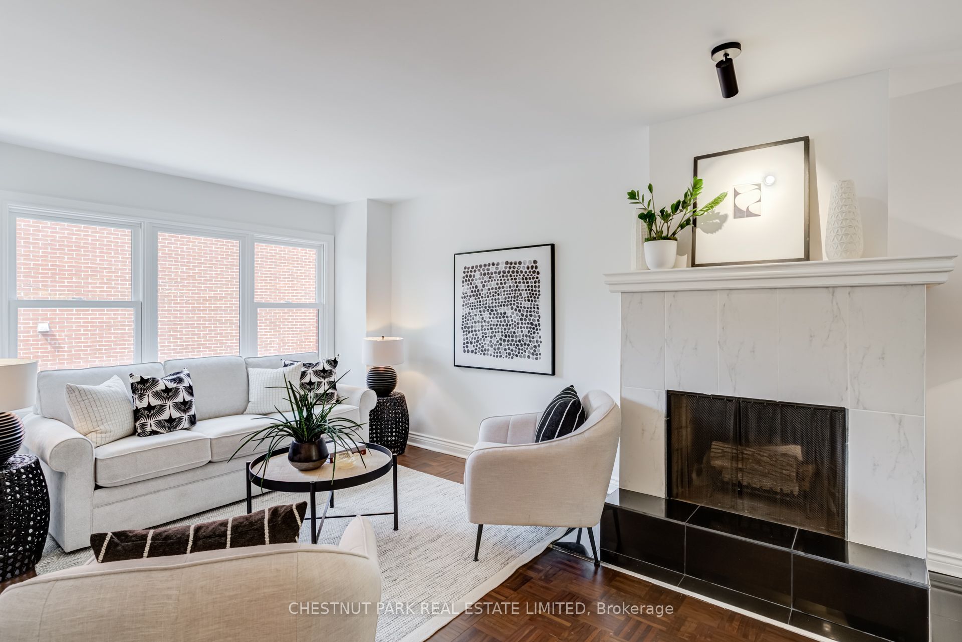 41 Spruce Street 9, Toronto, ON M5A 2H8 photo 4
