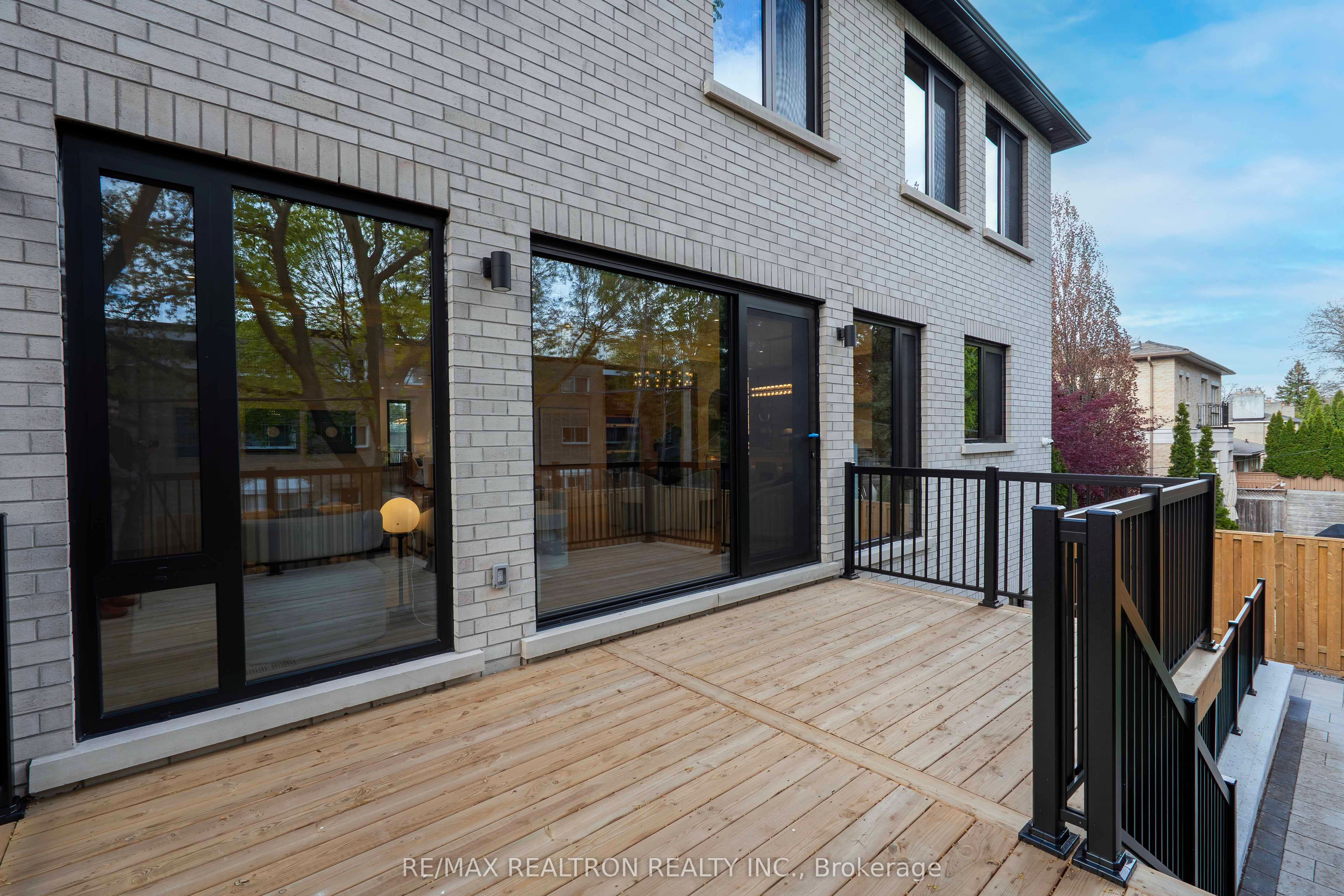 35 Foxwarren Drive, Toronto, ON M2K 1L1 photo 4