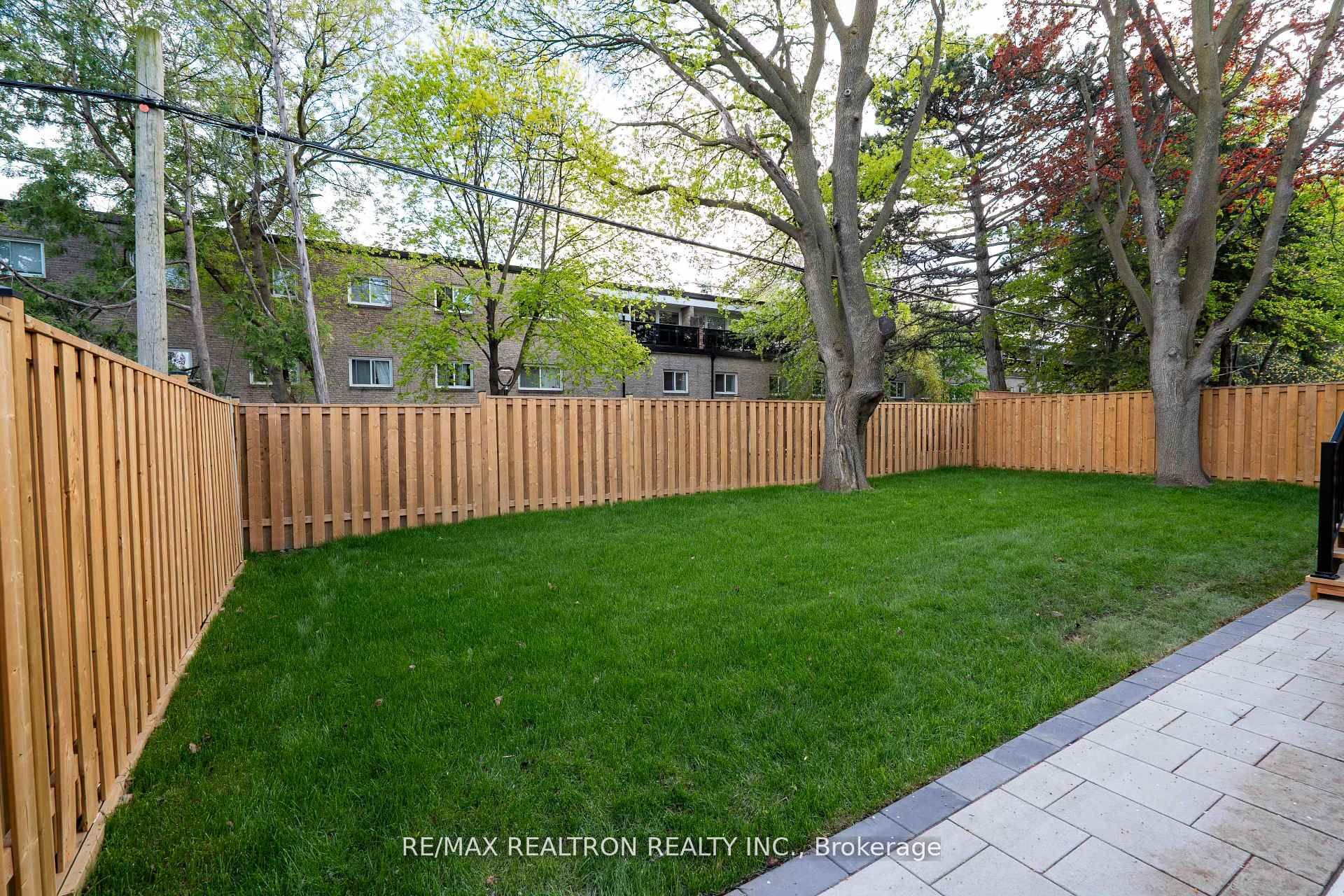 35 Foxwarren Drive, Toronto, ON M2K 1L1 photo 5