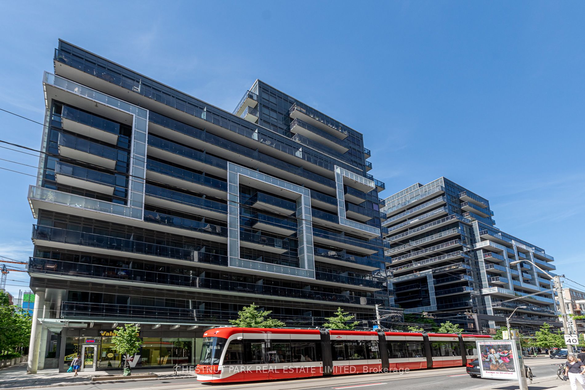 1030 King Street W 1122, Toronto, ON M6K 0B4