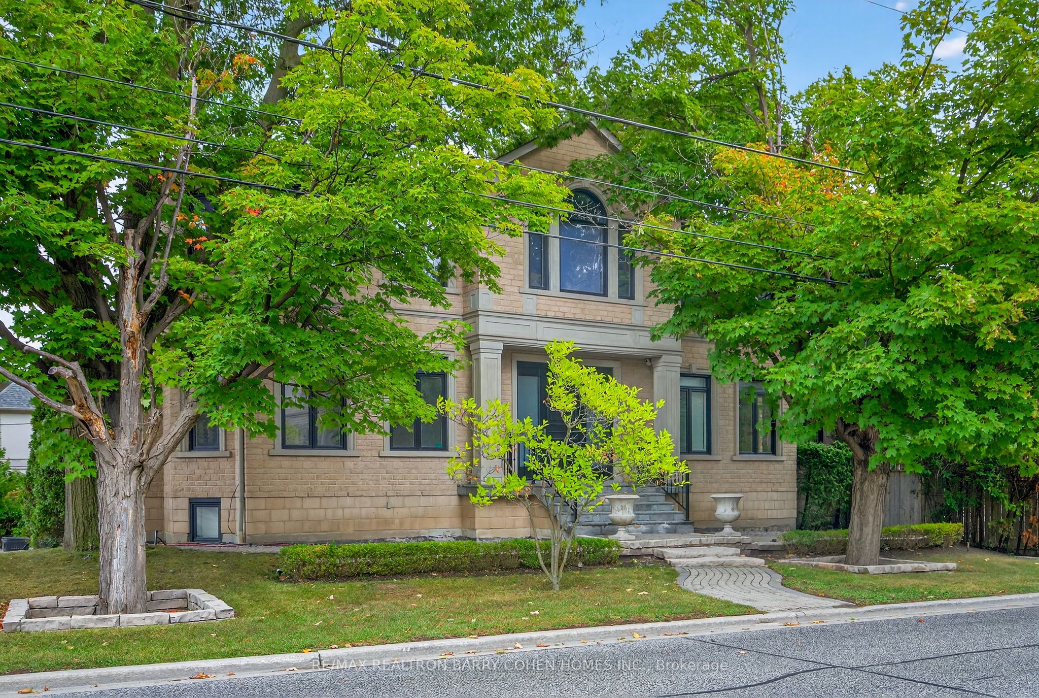 63 Gordon Road, Toronto, ON M2P 1E3 photo 4