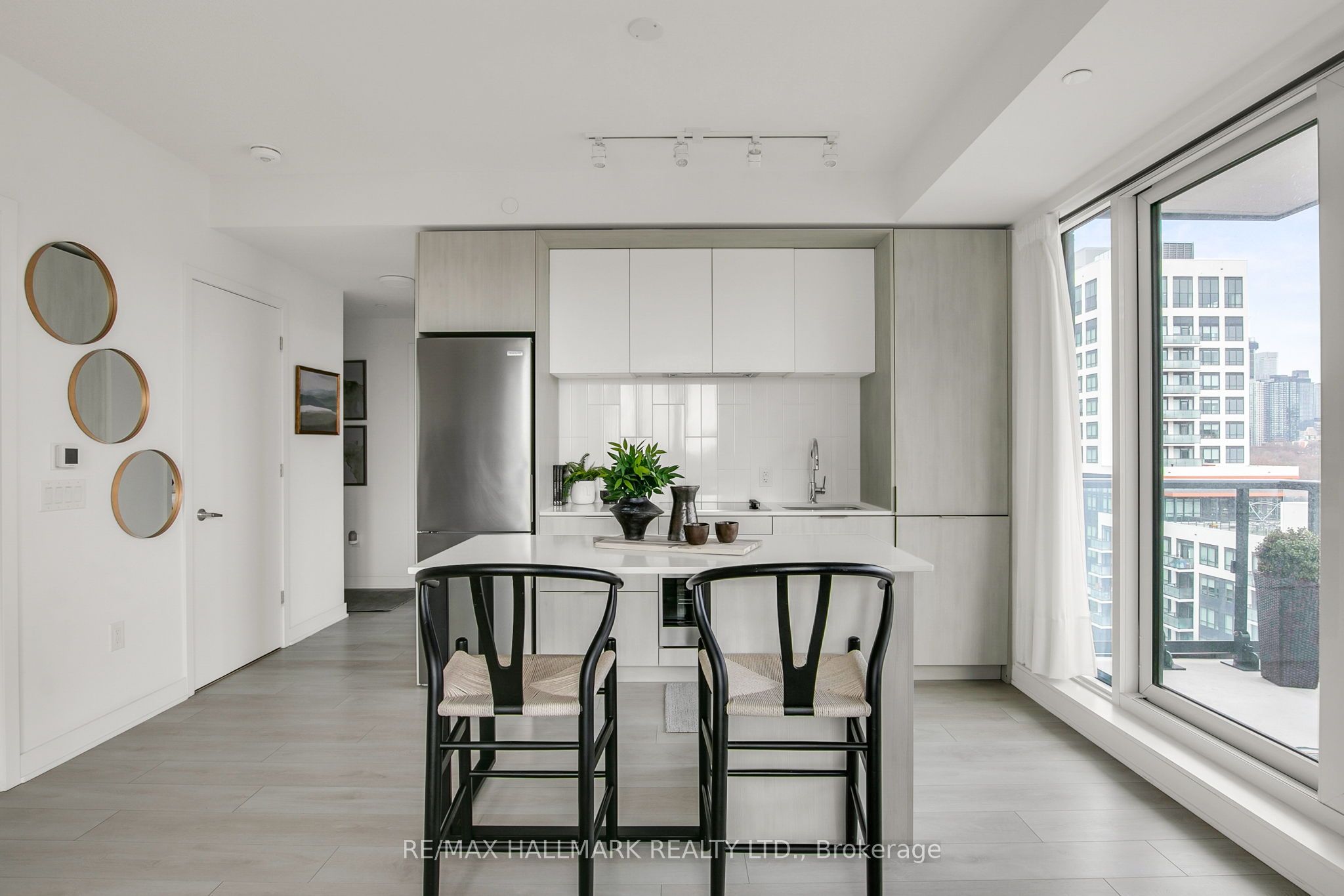 35 Tubman Avenue 1021, Toronto, ON M5A 0T1 photo 5
