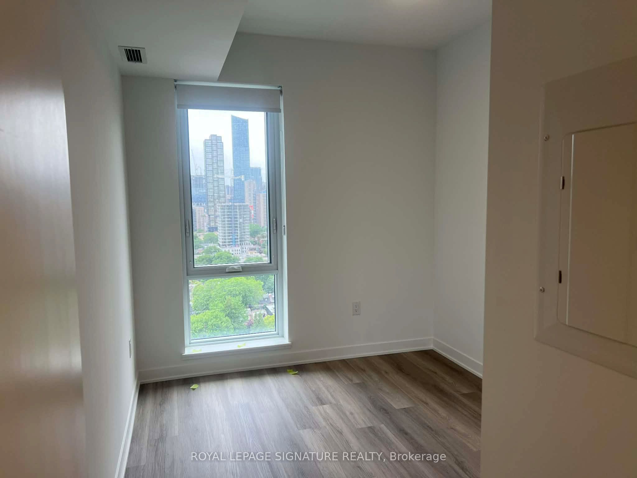 10 Oak Street 2007, Toronto, ON M5A 0Z1 photo 5