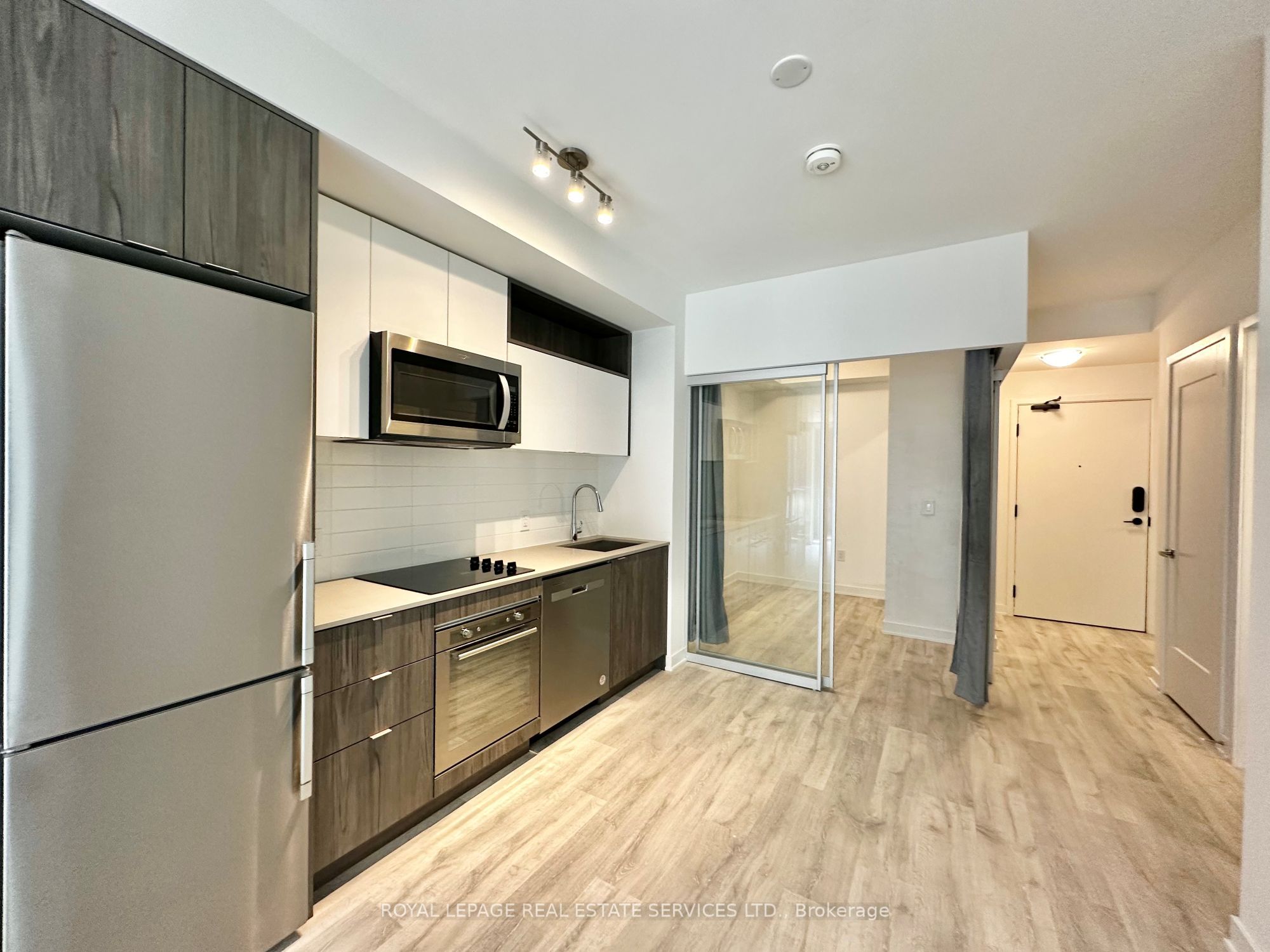 60 Princess Street 338, Toronto, ON M5A 2C7 photo 5