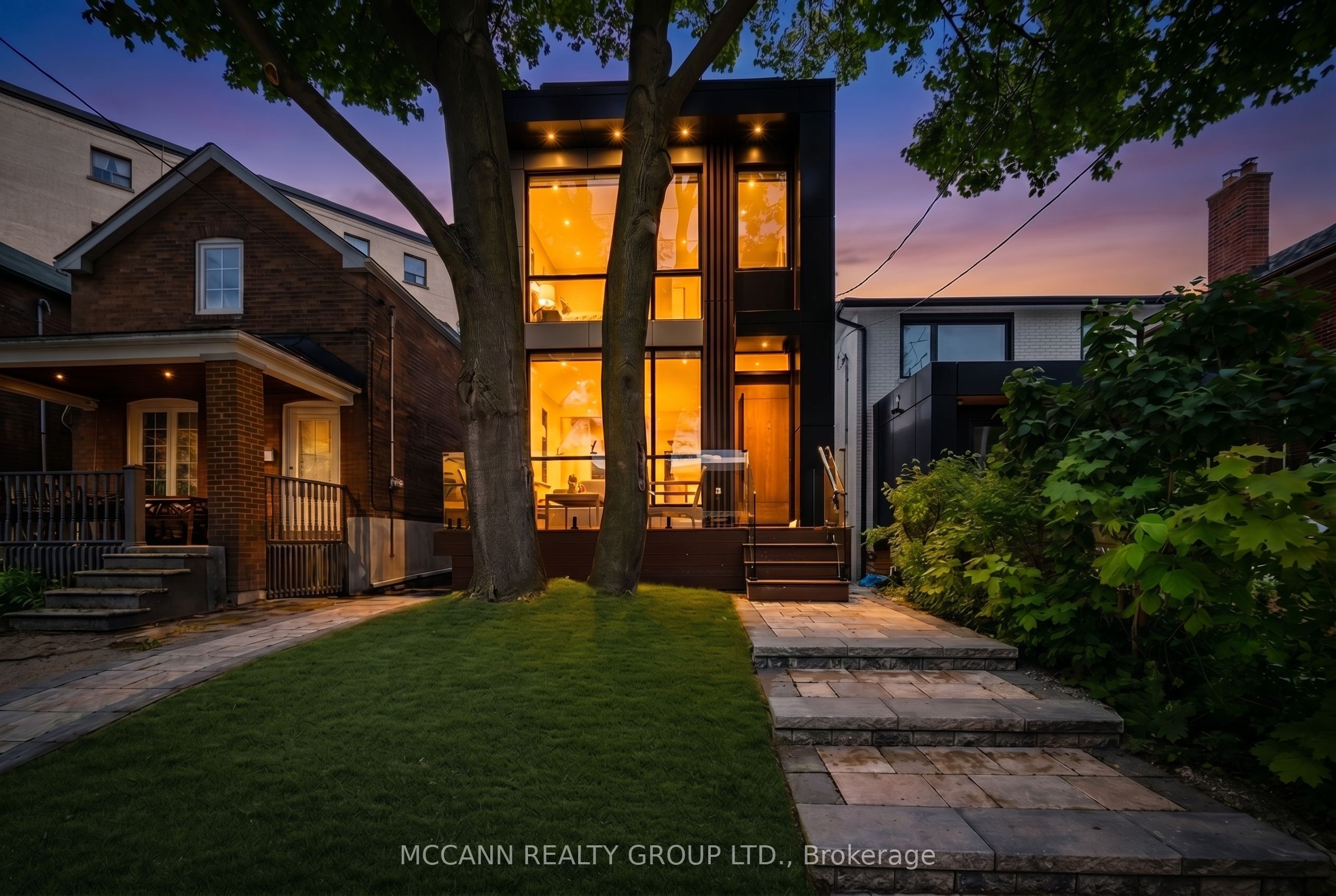 311 Wychwood Avenue, Toronto, ON M6C 2T6 photo 2