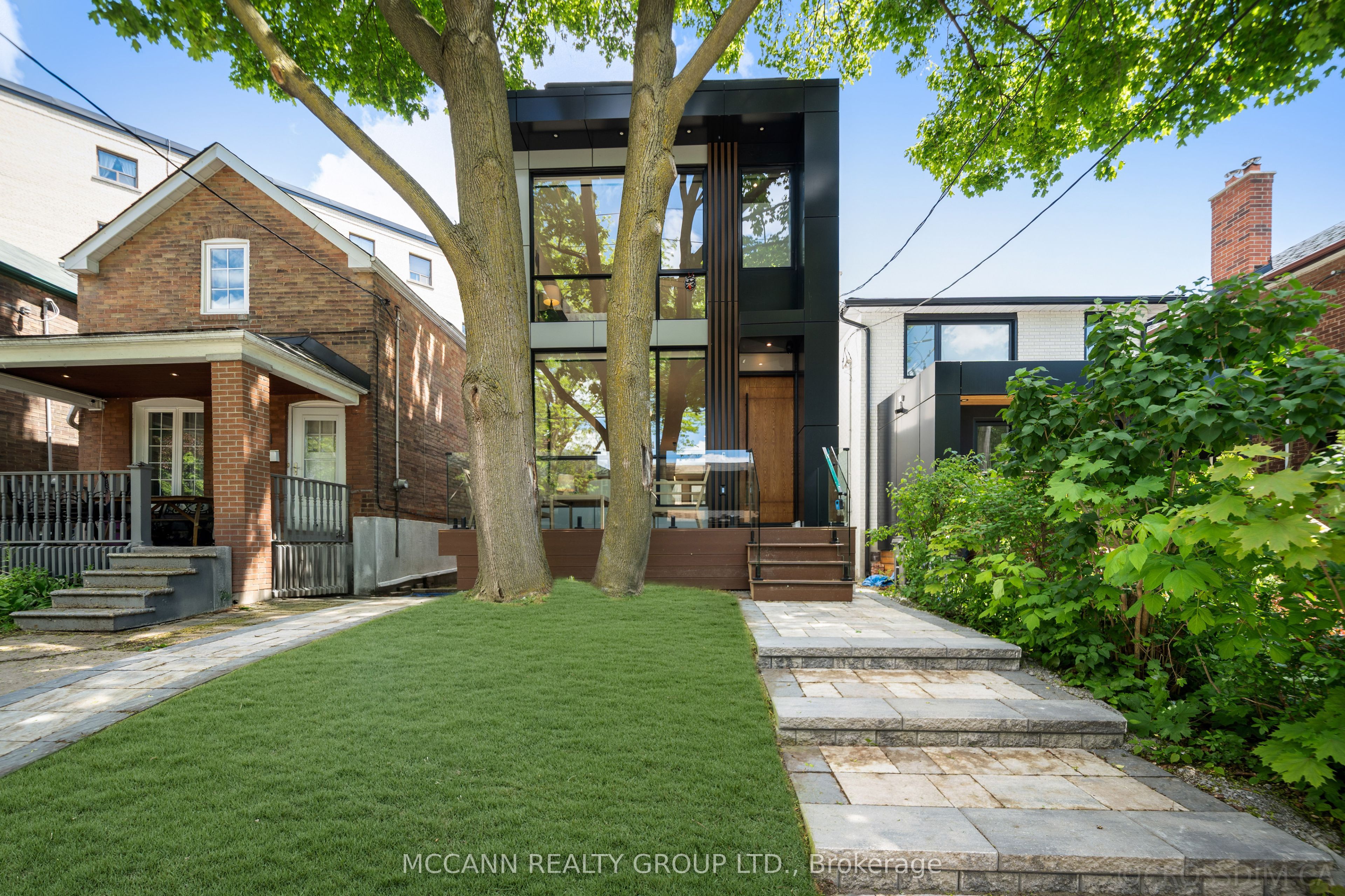 311 Wychwood Avenue, Toronto, ON M6C 2T6 photo 3