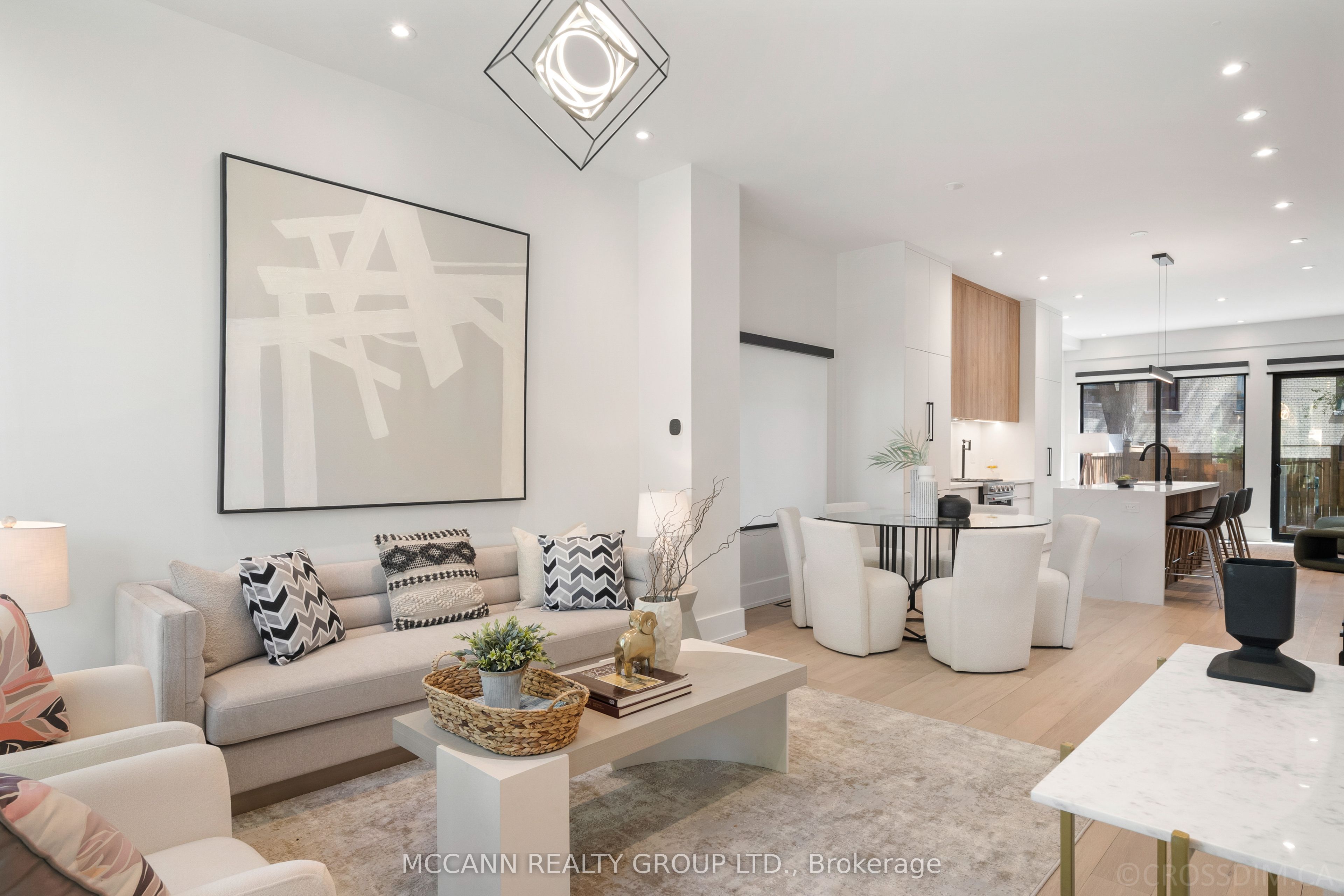 311 Wychwood Avenue, Toronto, ON M6C 2T6 photo 5