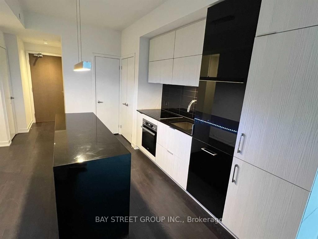 20 richardson Street E 1302, Toronto, ON M5A 0S6 photo 3