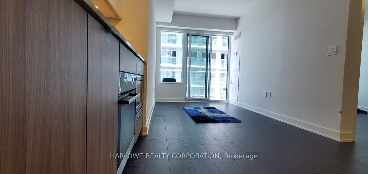 99 Broadway Avenue 3006 NT, Toronto, ON M4P 0E3 photo 2