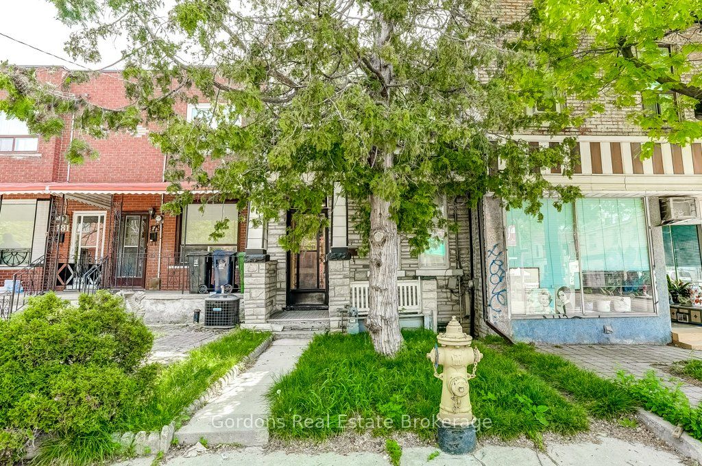 177 Bellwoods Avenue, Toronto, ON M6J 2P8