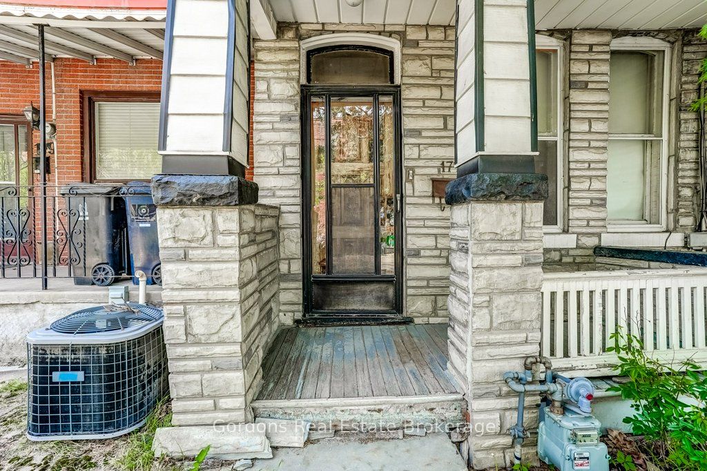 177 Bellwoods Avenue, Toronto, ON M6J 2P8 photo 4