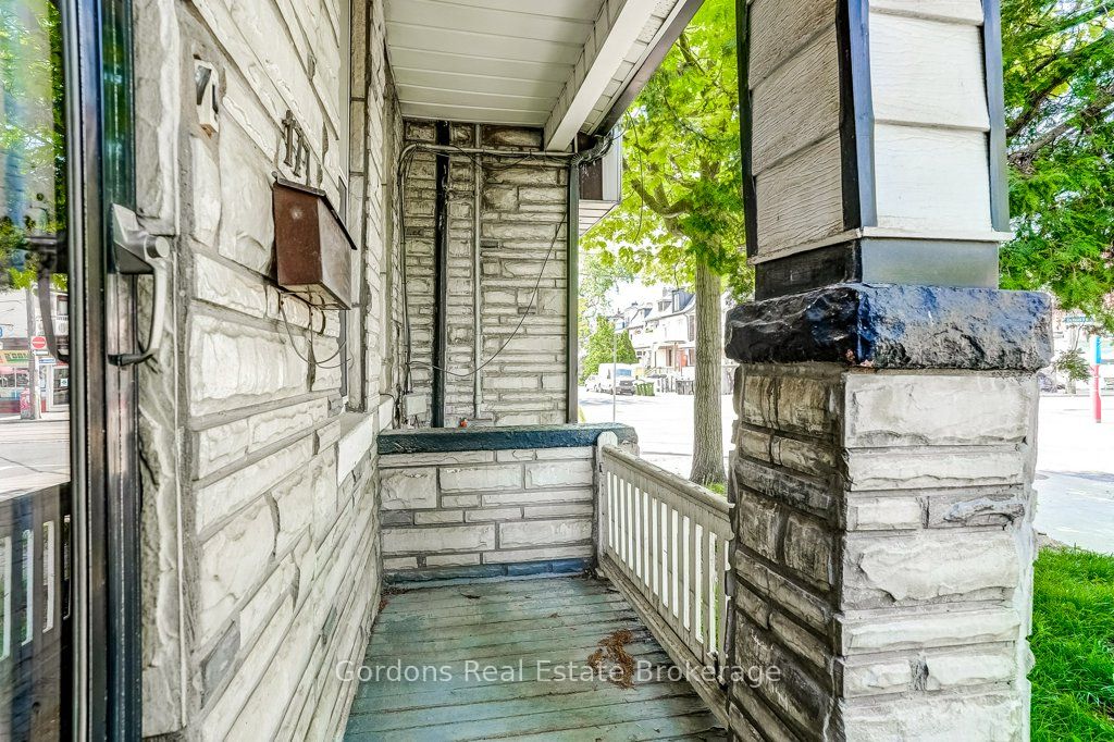 177 Bellwoods Avenue, Toronto, ON M6J 2P8 photo 5