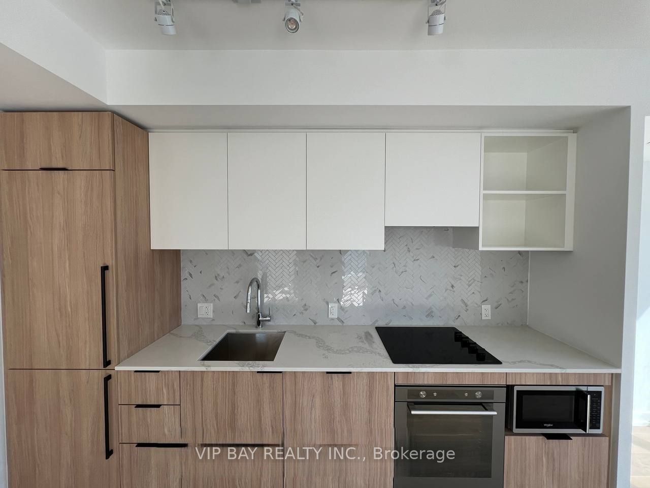 82 Dalhousie Street PH12, Toronto, ON M5B 0C5 photo 4