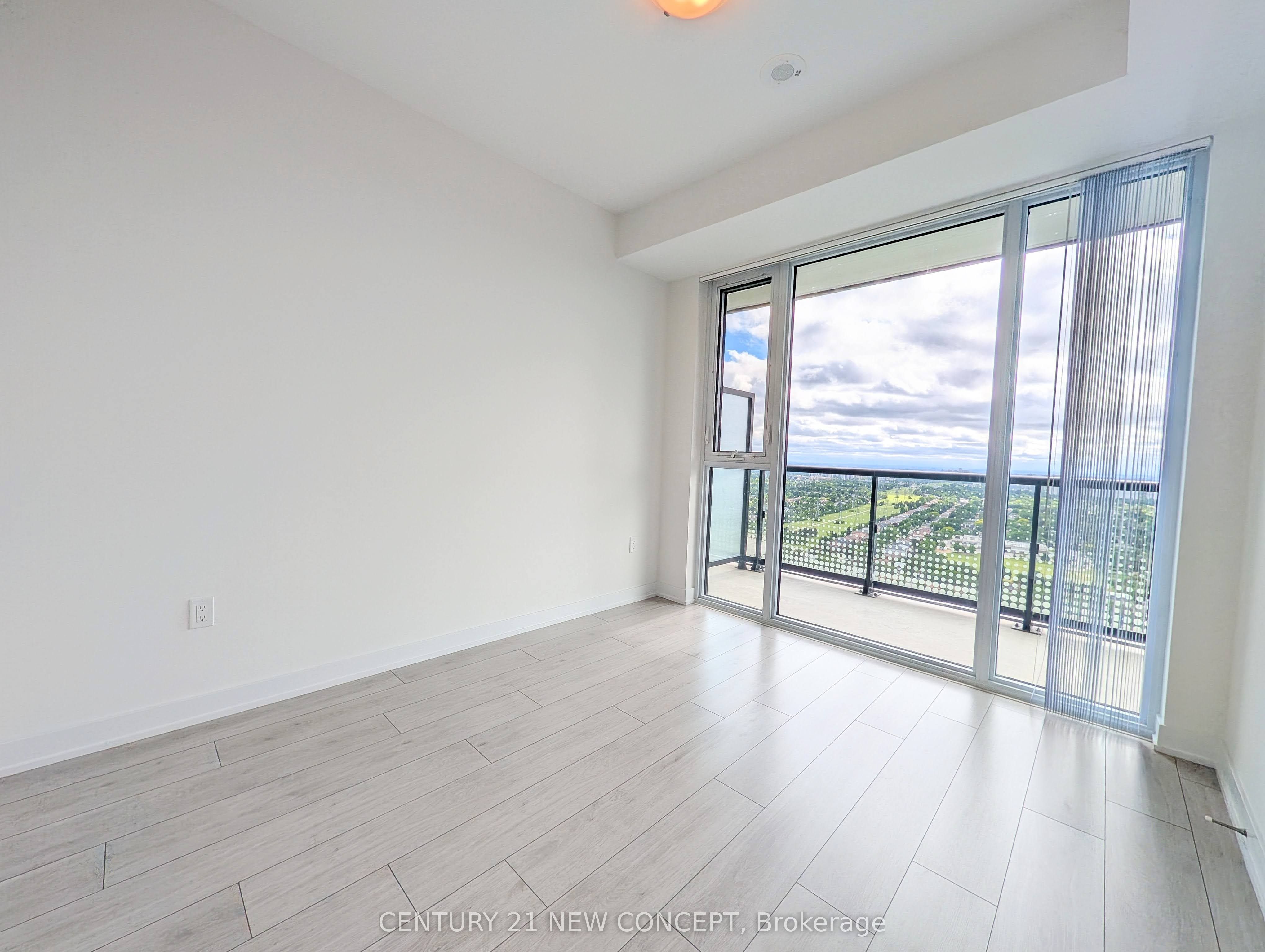5858 Yonge Street 3301, Toronto, ON M2M 0C6 photo 2