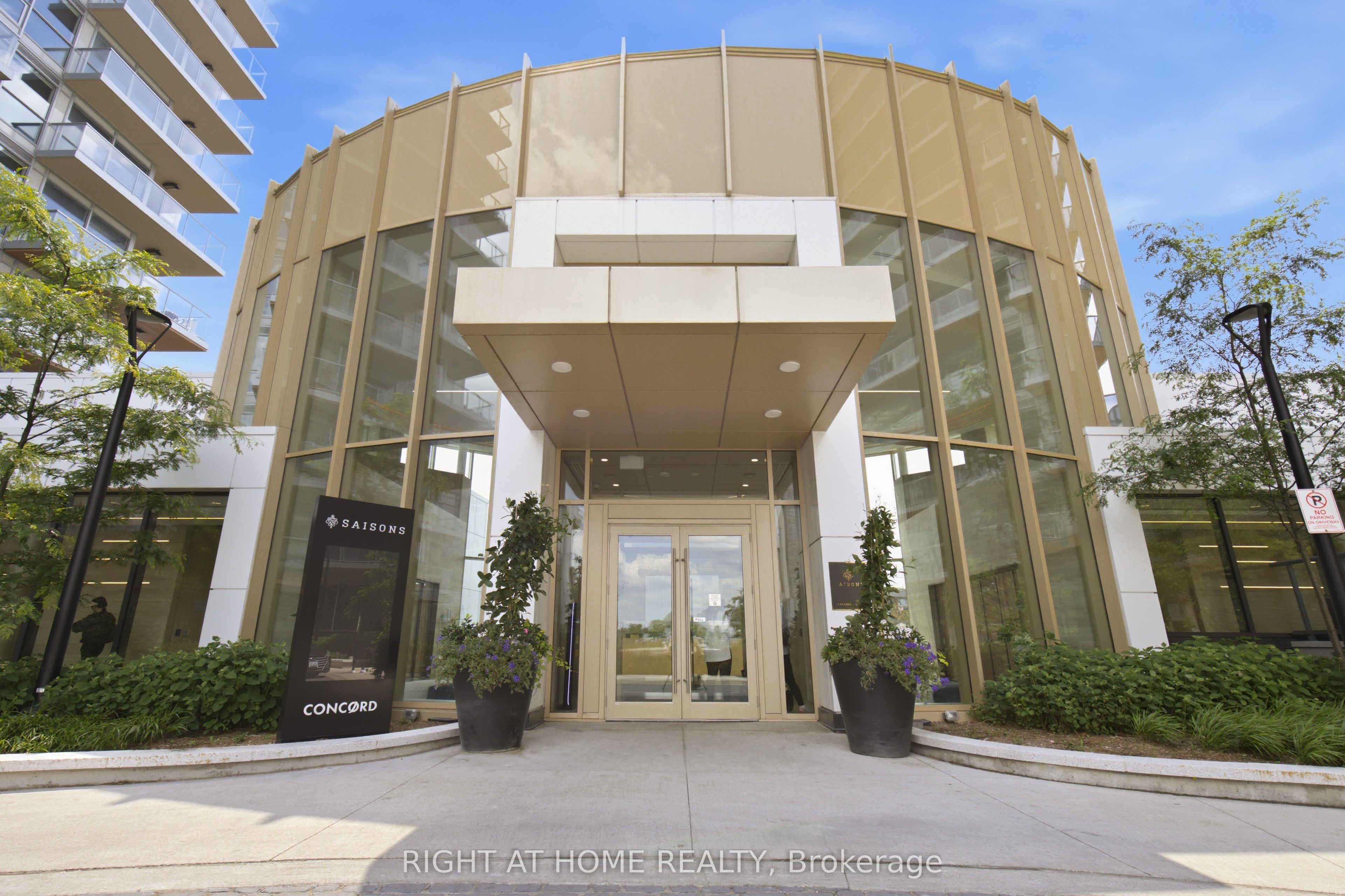 25 McMahon Drive 2107, Toronto, ON M2K 0J1 photo 2