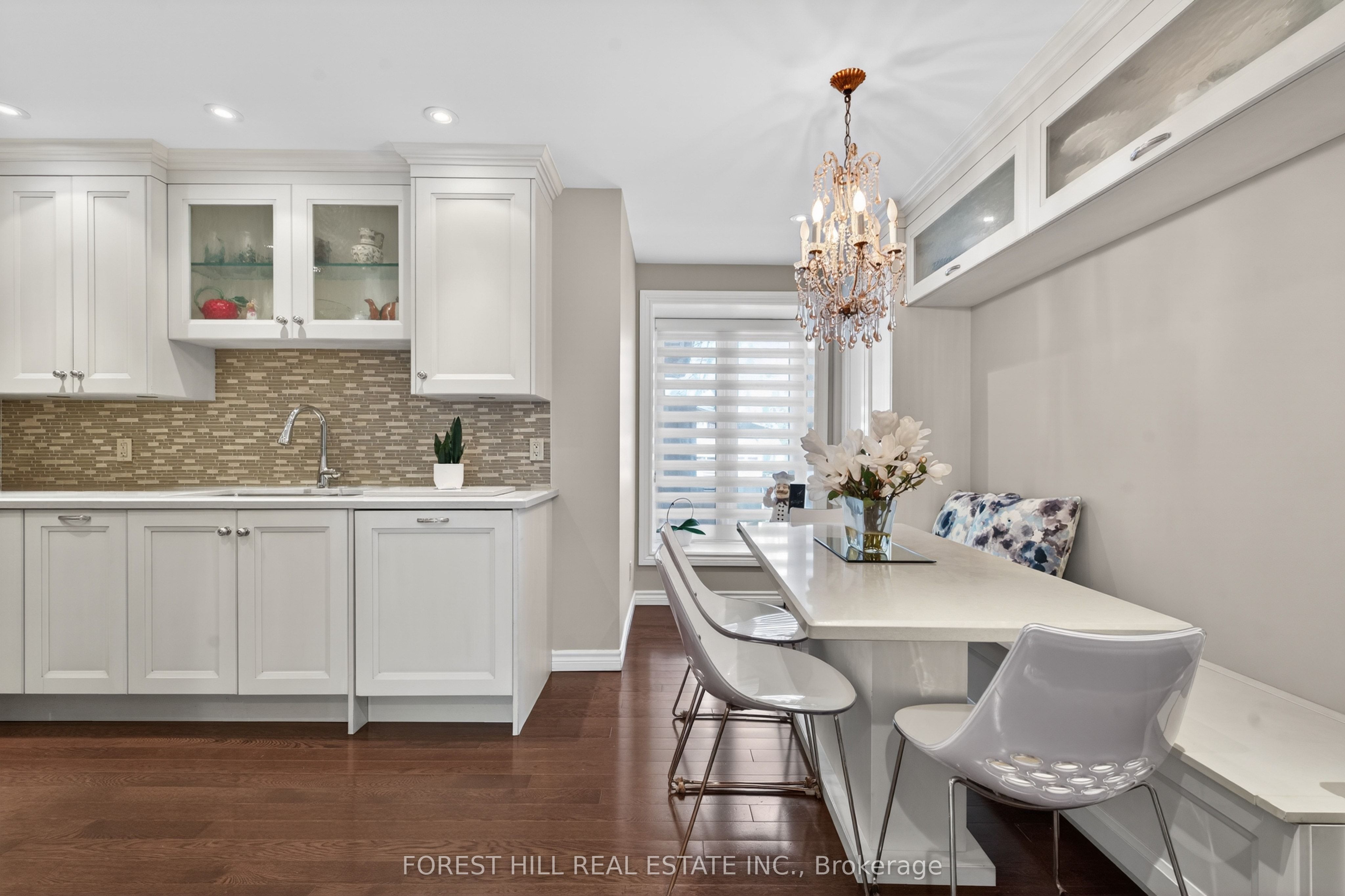 91 Montressor Drive, Toronto, ON M2P 1Z3 photo 2
