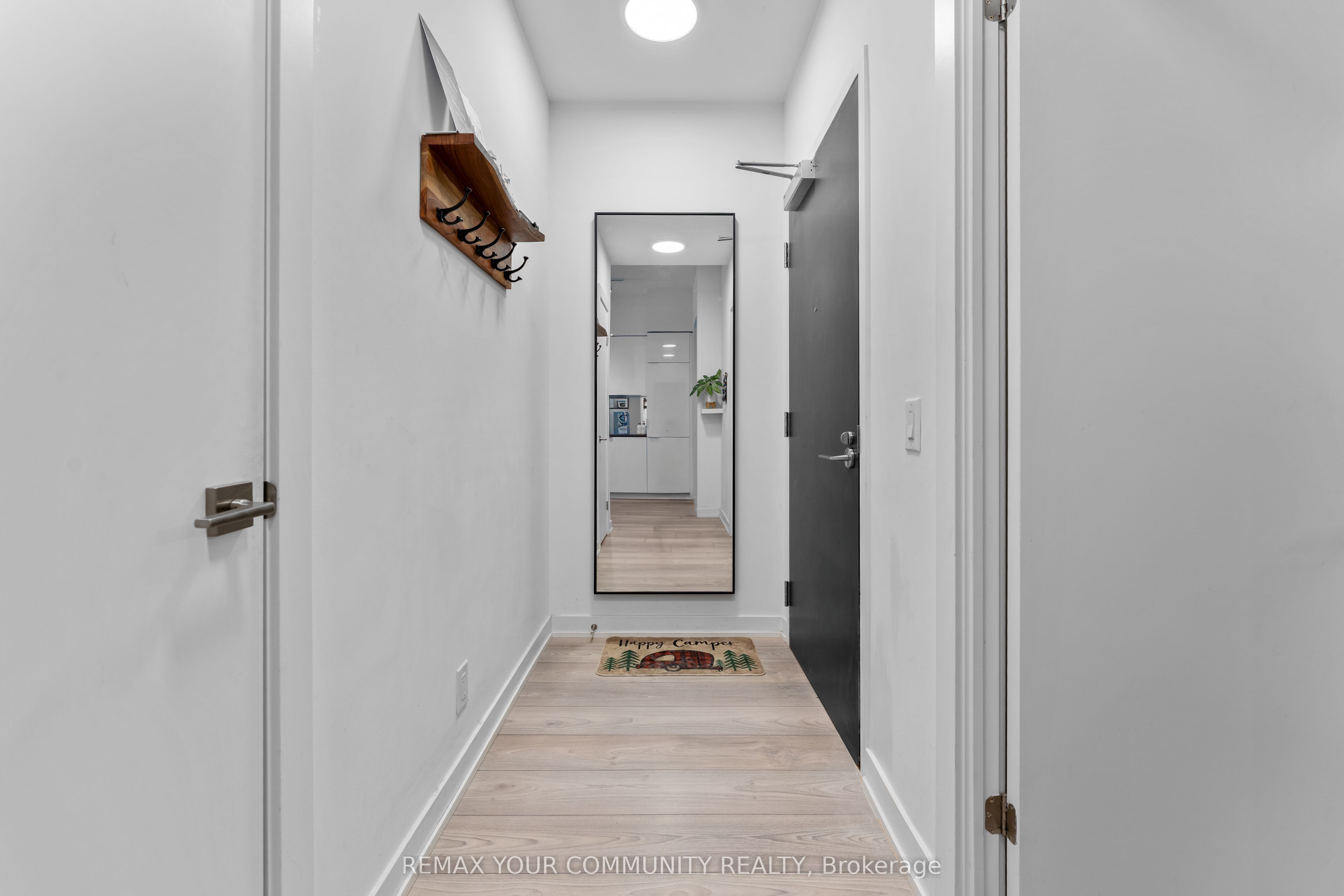 609 Avenue Road 201, Toronto, ON M4V 0B1 photo 2