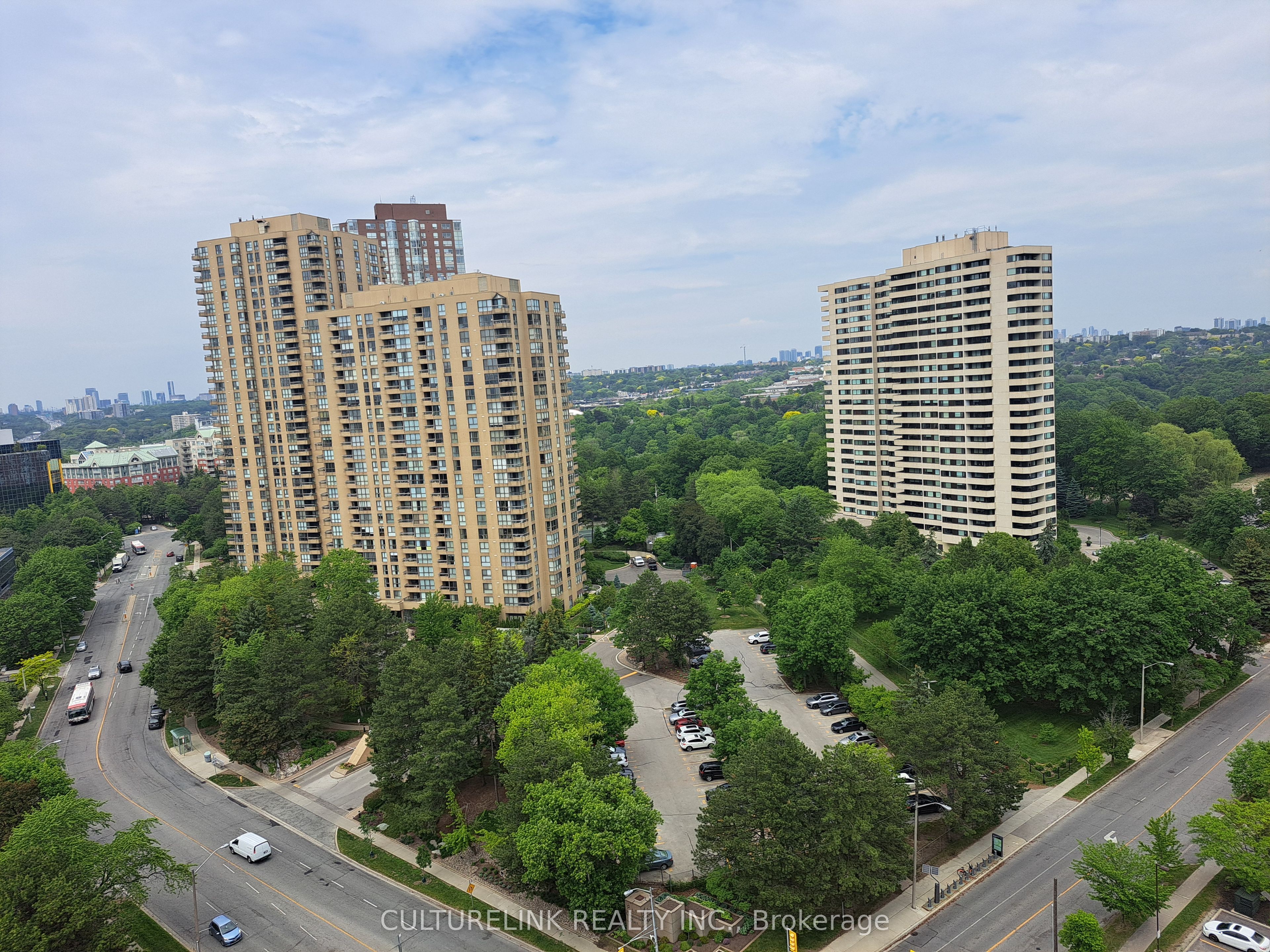 133 Wynford Drive 1701, Toronto, ON M3C 0J5