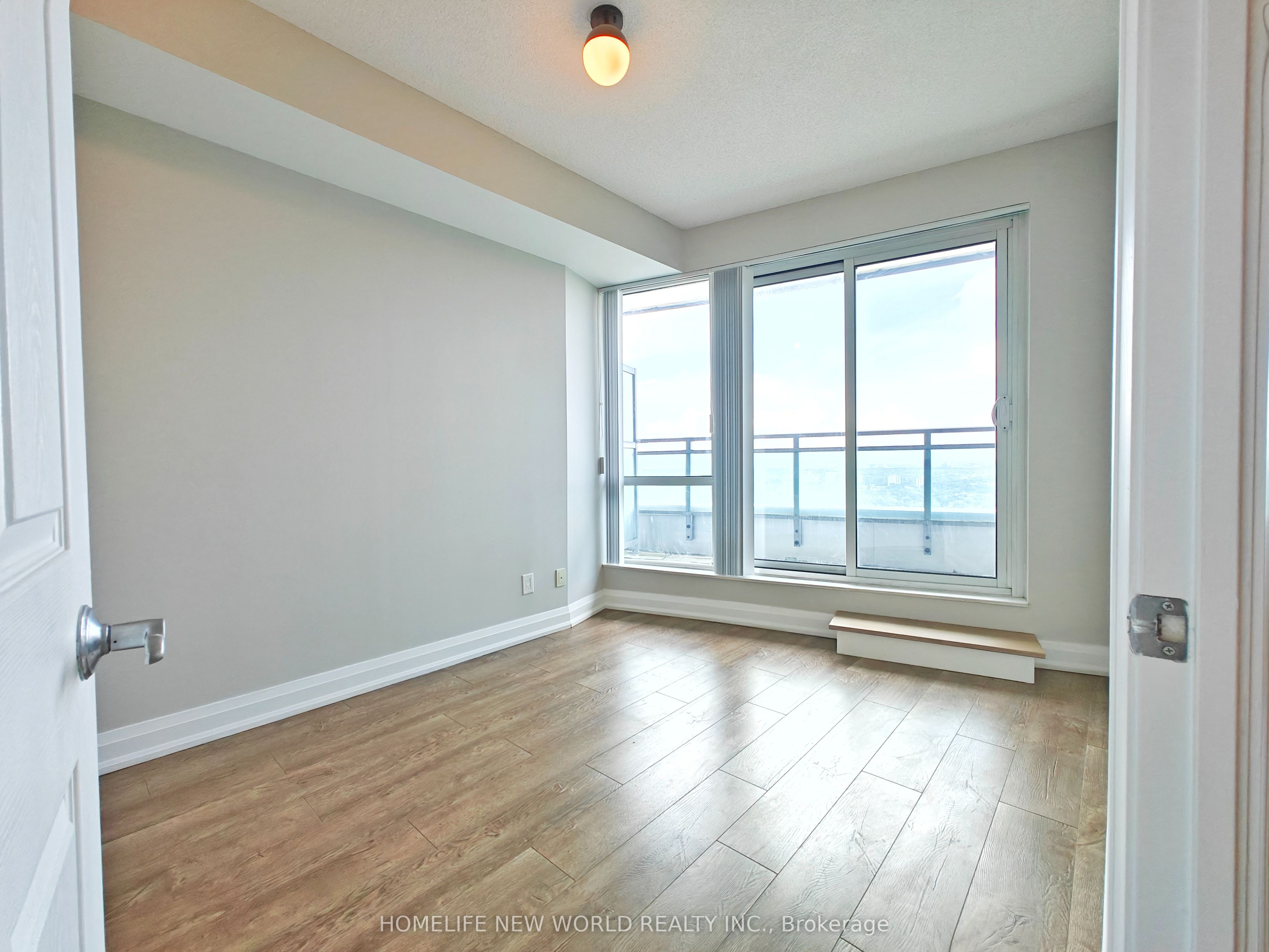 18 Holmes Avenue Lph07, Toronto, ON M2N 0E1 photo 5