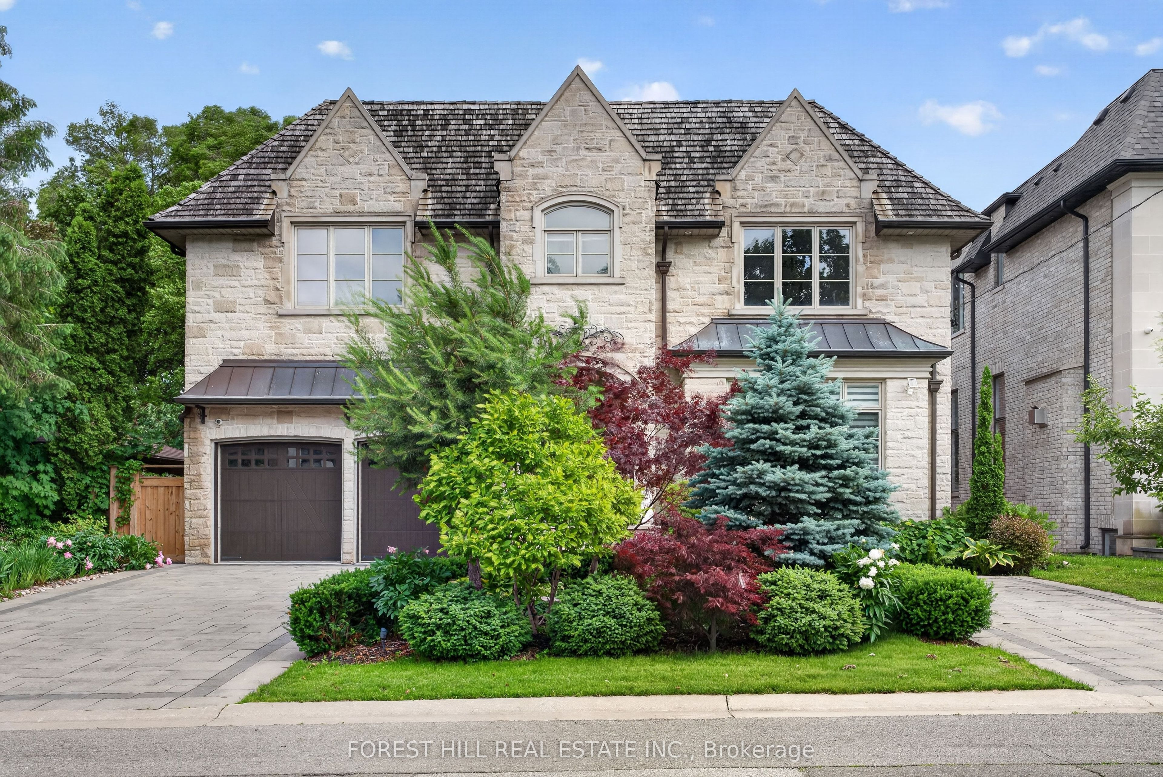 59 Munro Boulevard, Toronto, ON M2P 1C3 photo 2