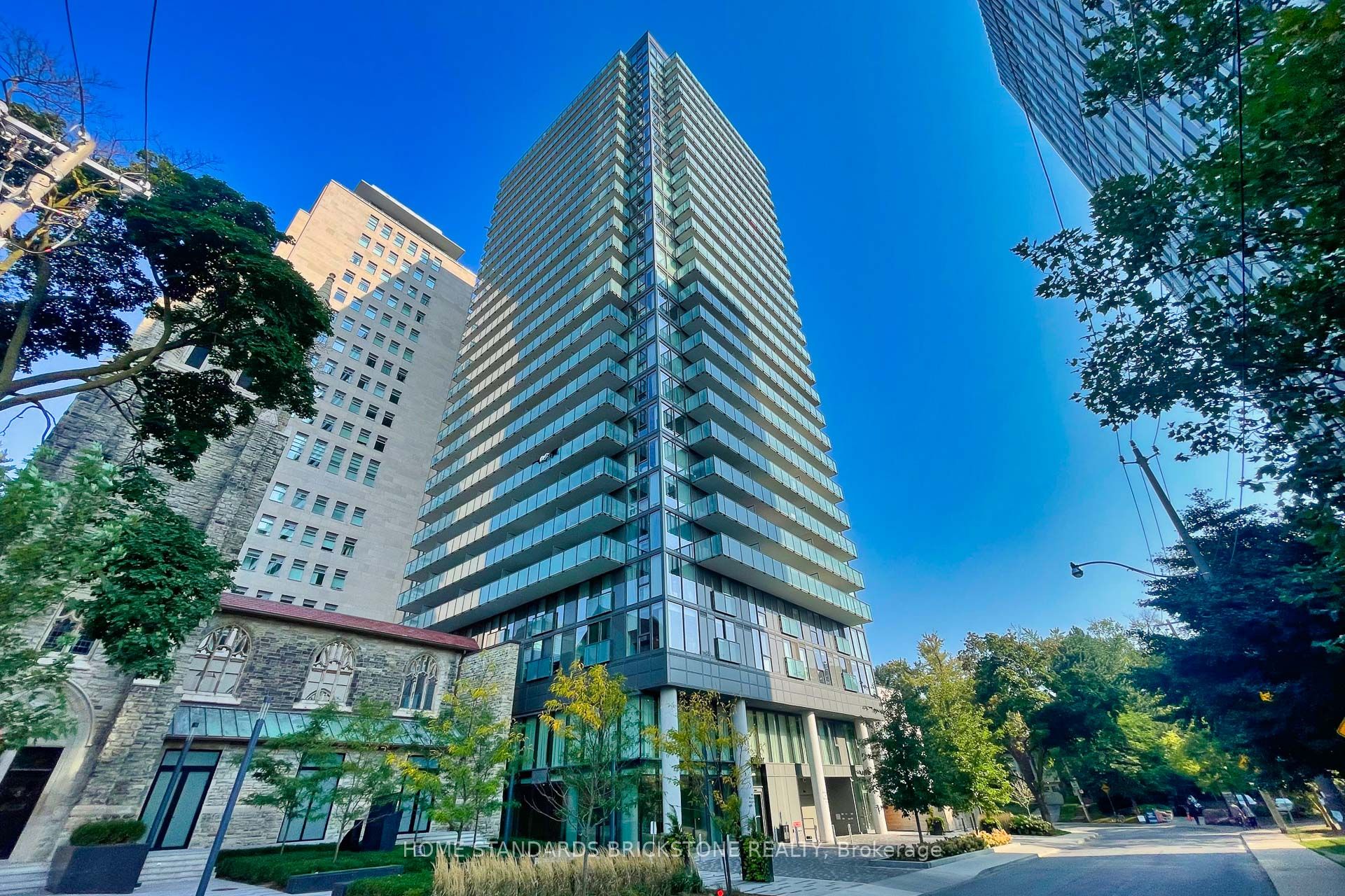 99 Foxbar Road 711, Toronto, ON M4V 0B2 photo 3