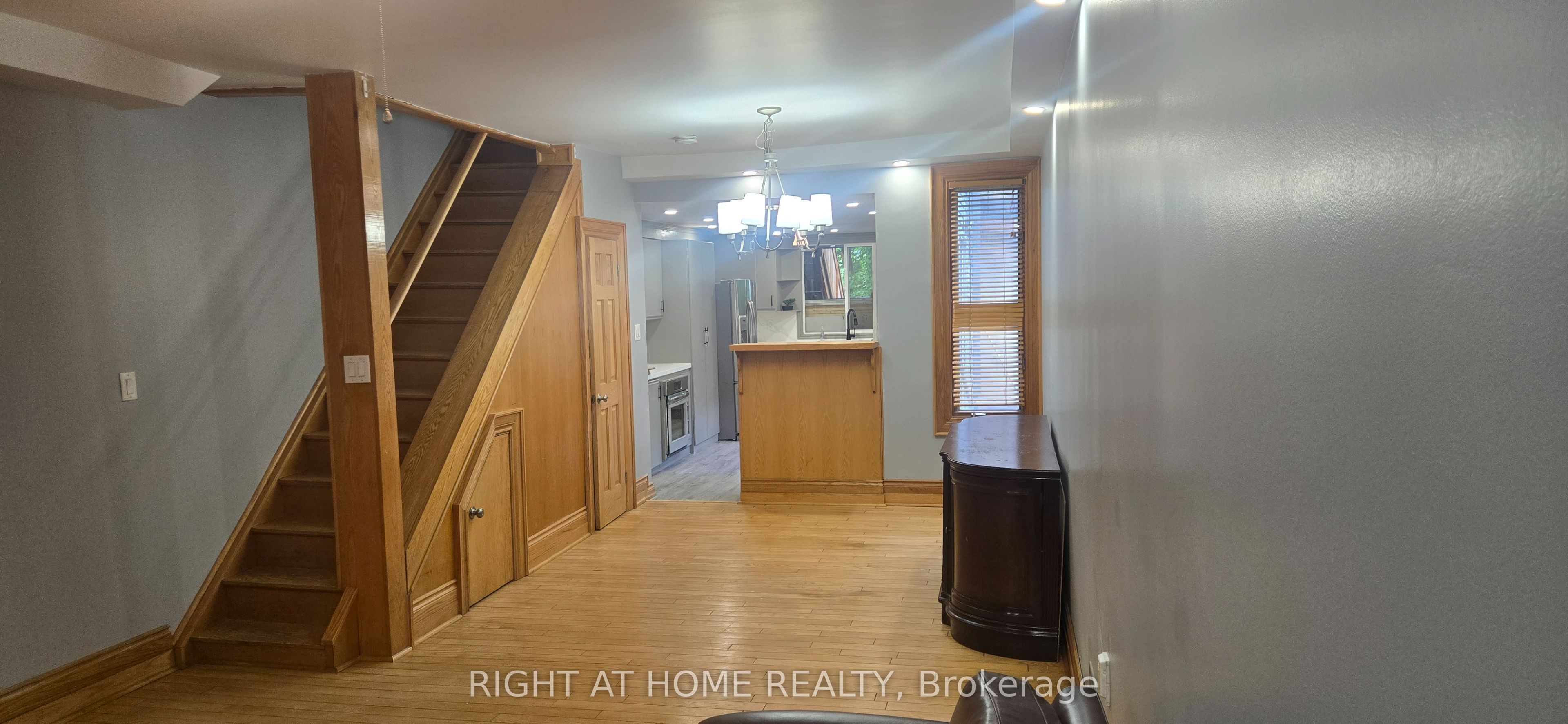 258 Howland Avenue, Toronto, ON M5R 3B6 photo 5