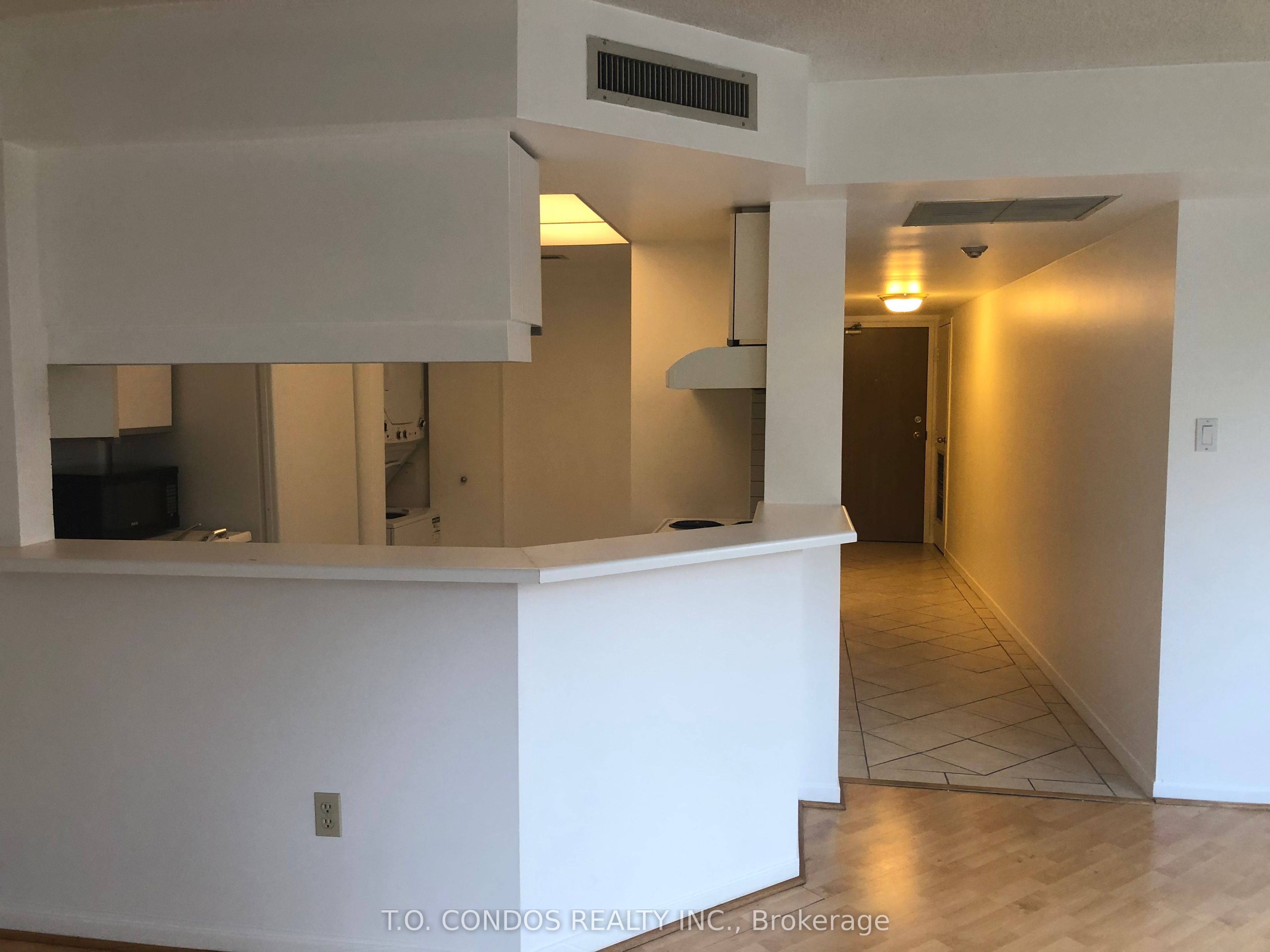 1001 Bay Street 404, Toronto, ON M5S 3A6 photo 2