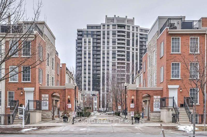 3 Everson Drive 679, Toronto, ON M2N 7C2