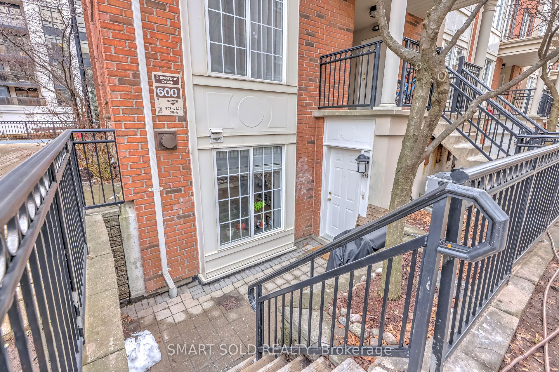 3 Everson Drive 679, Toronto, ON M2N 7C2 photo 5