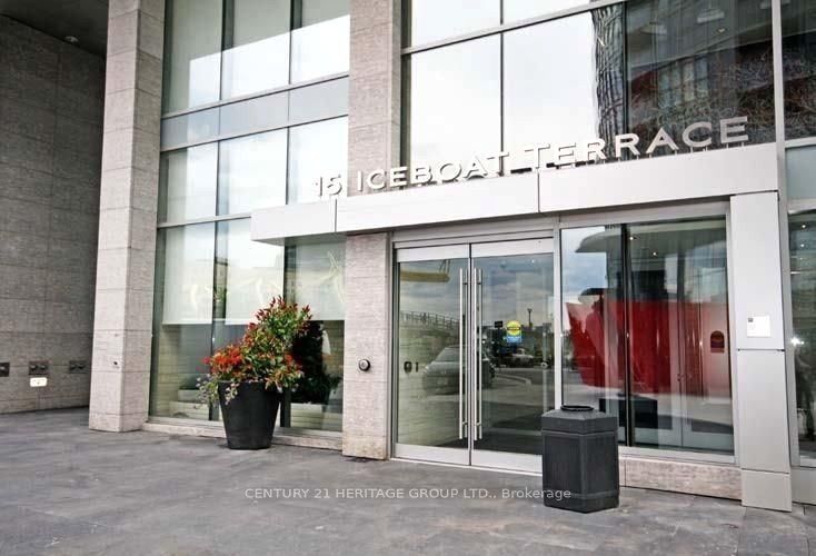 15 Iceboat Terrace 2009, Toronto, ON M5V 4A5 photo 5