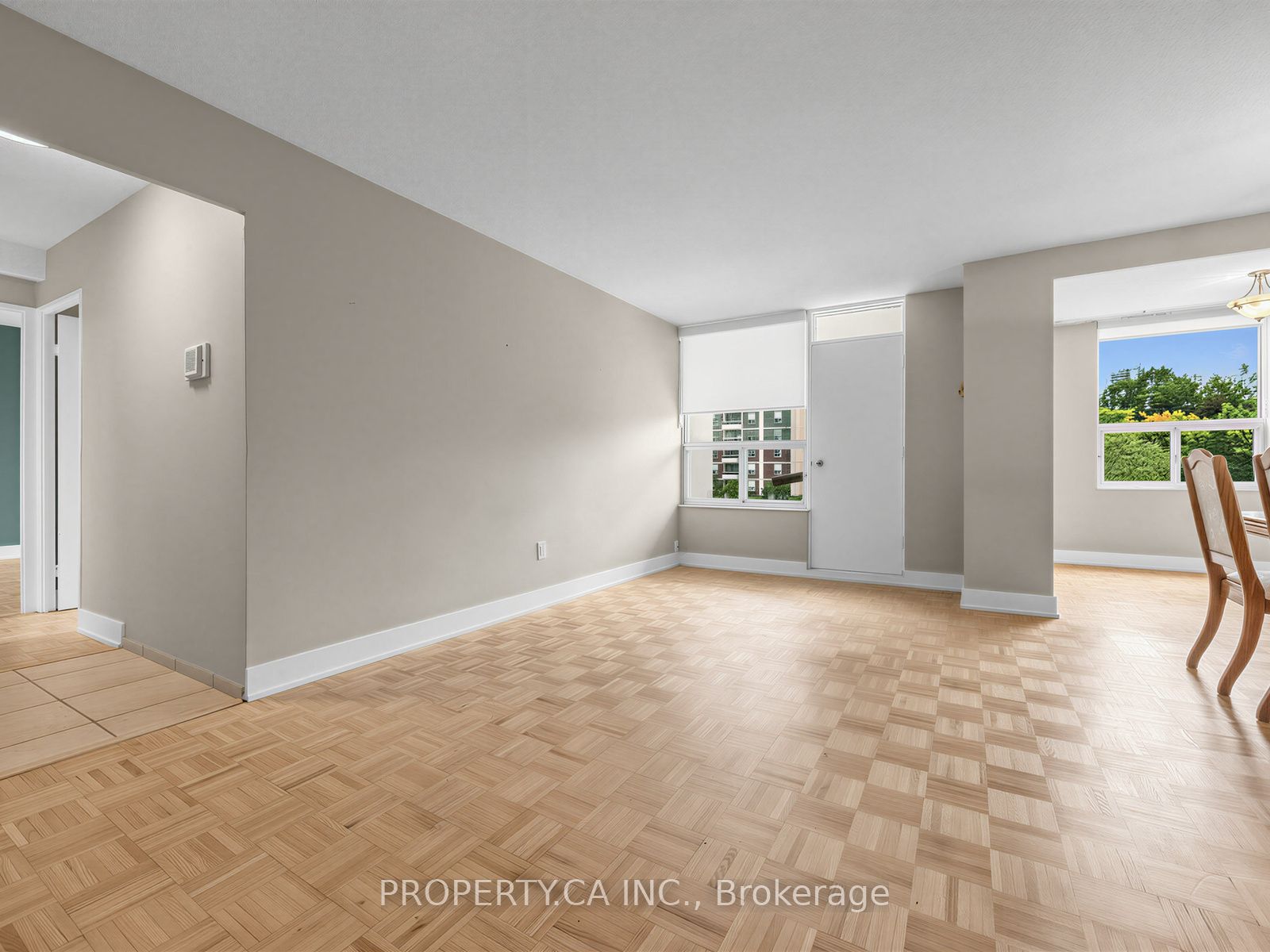 10 Edgecliffe Golfway 708, Toronto, ON M3C 3A3 photo 5