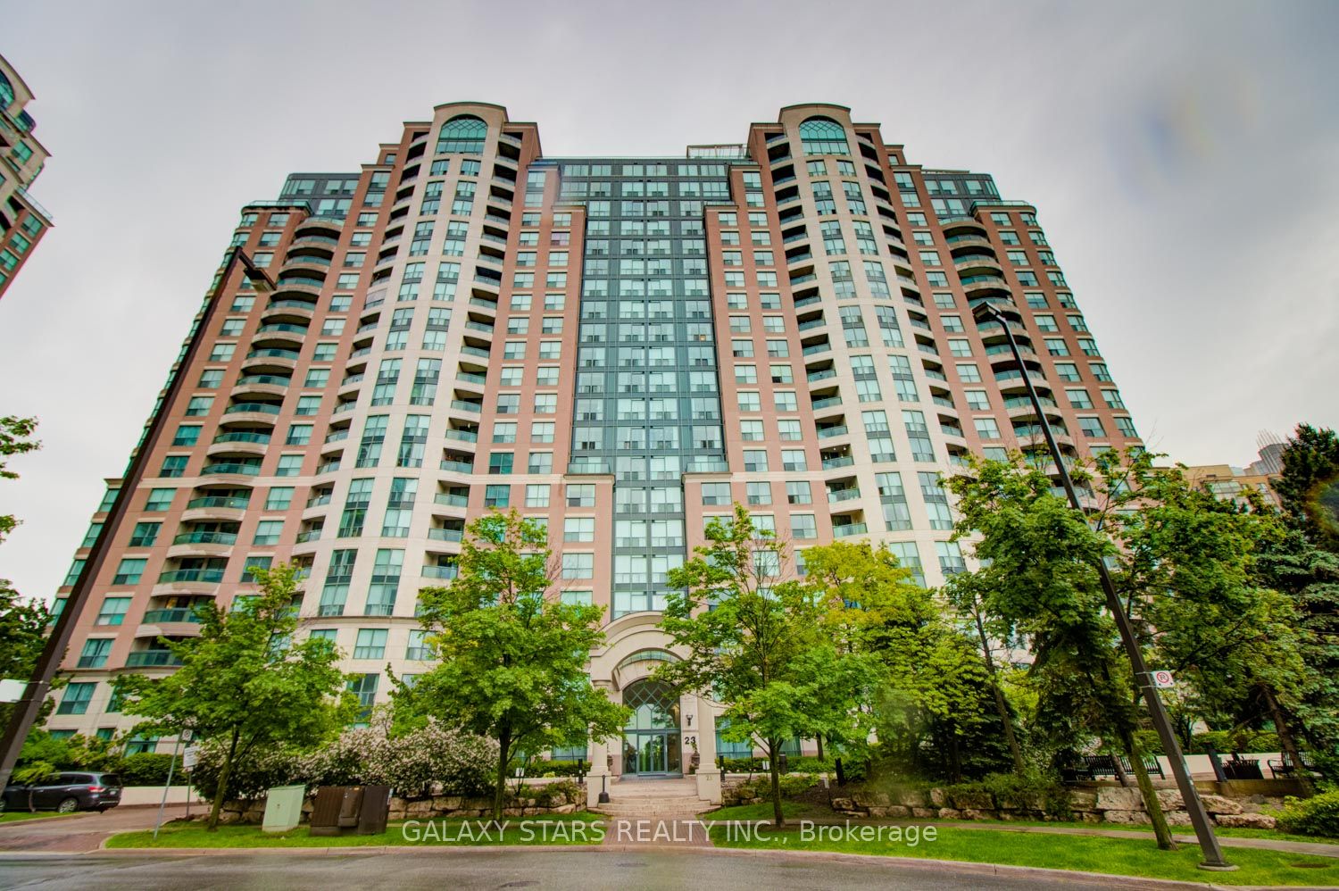 23 Lorraine Drive 718, Toronto, ON M2N 6Z6 photo 4