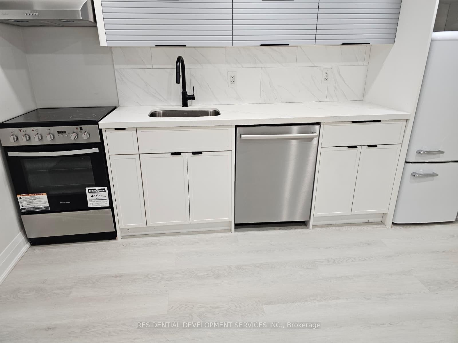 275 Euclid Avenue Basement, Toronto, ON M6J 2K1 photo 2
