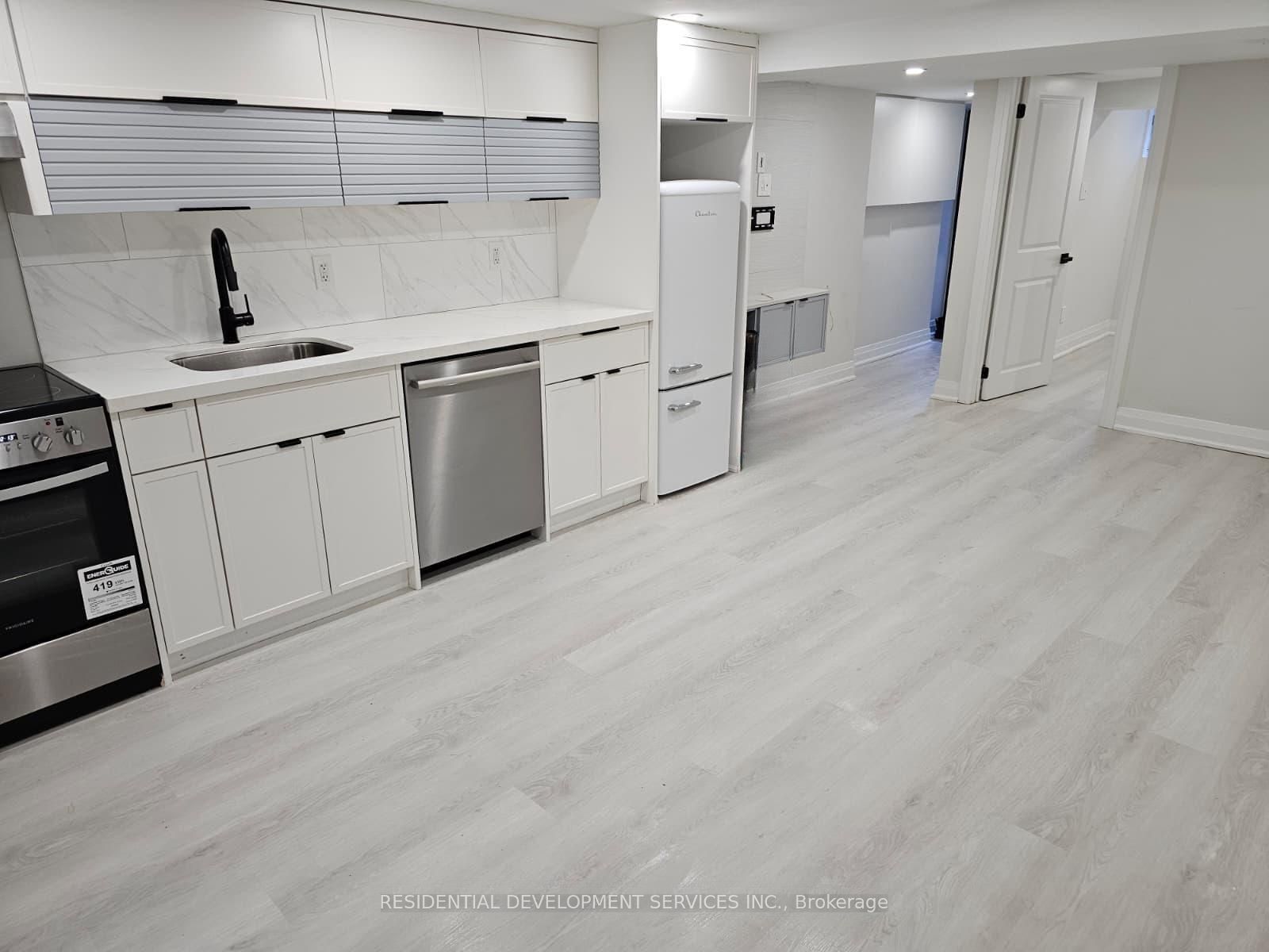 275 Euclid Avenue Basement, Toronto, ON M6J 2K1 photo 3