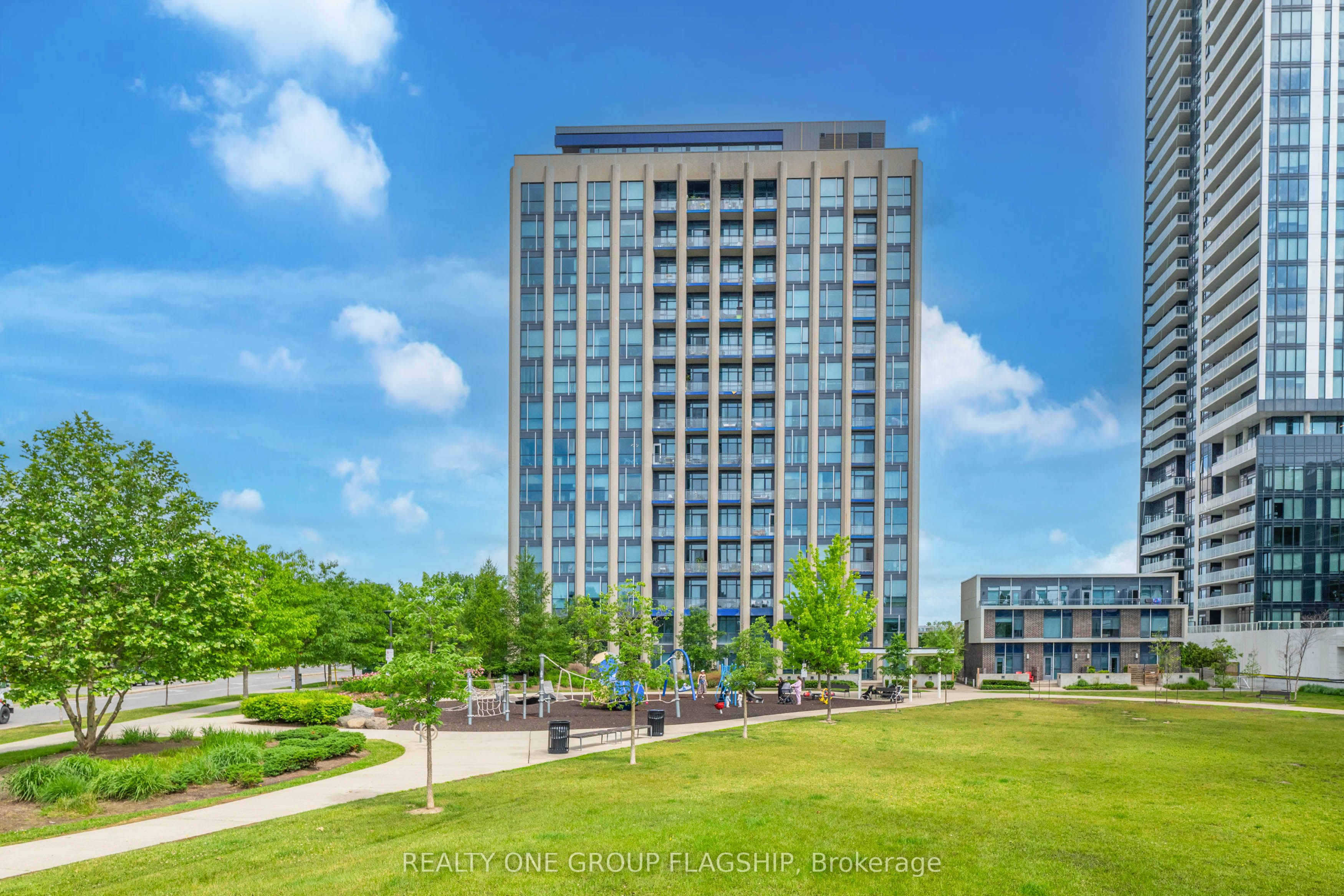 75 The Donway W 103, Toronto, ON M3C 2E9