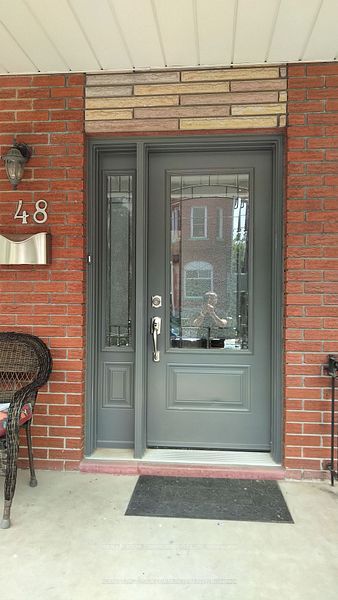 48 Ulster Street Main, Toronto, ON M5S 1E3 photo 3