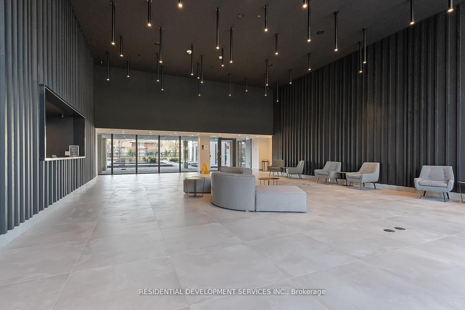 500 Wilson Avenue 404, Toronto, ON M3H 5Y9 photo 4