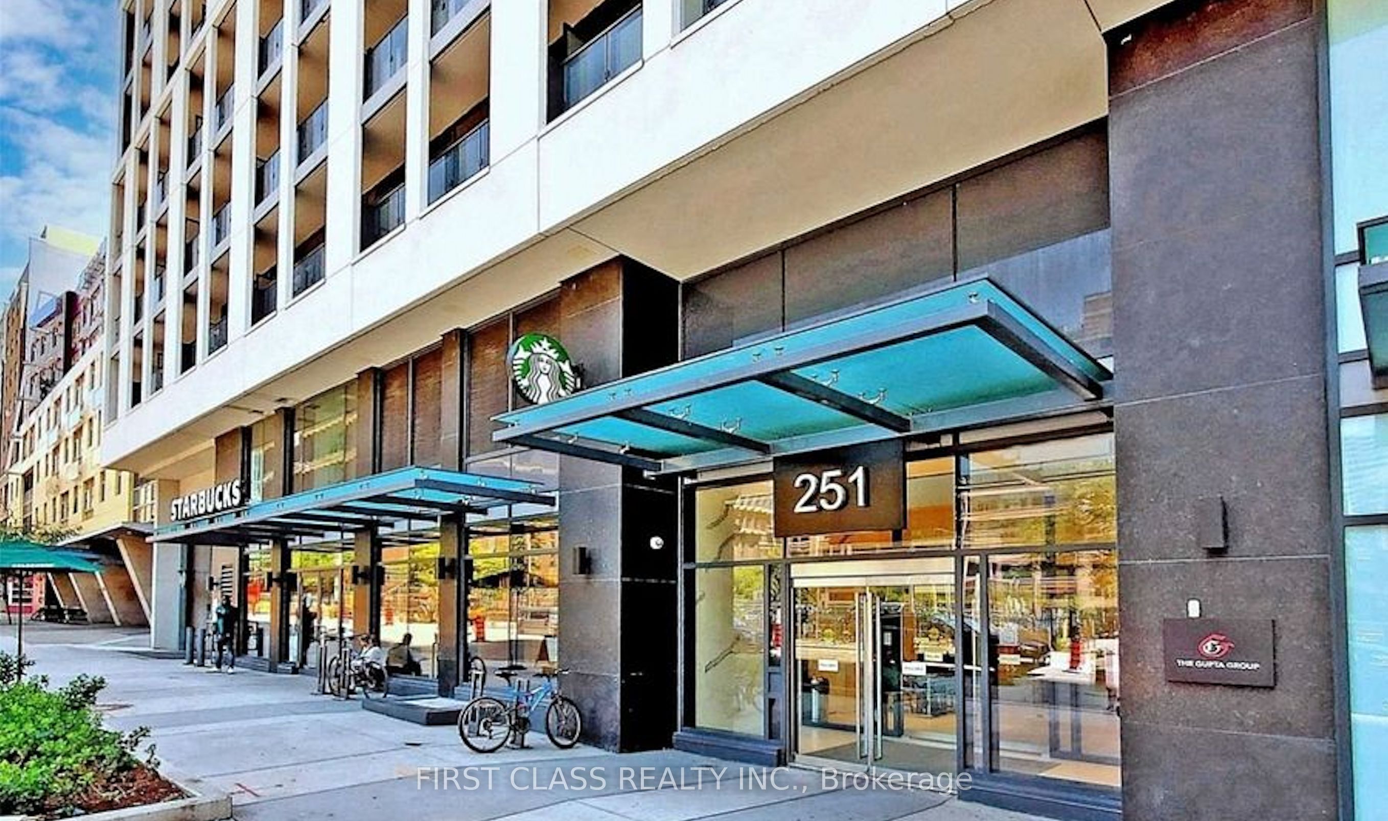251 Jarvis Street 826, Toronto, ON M5B 0C3 photo 2