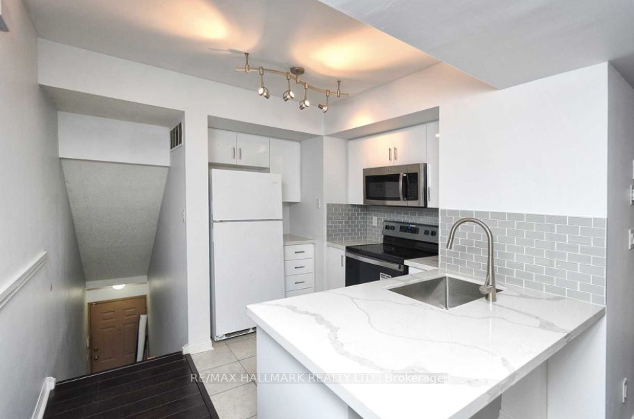 3 Everson Drive 625, Toronto, ON M2N 7C2 photo 4