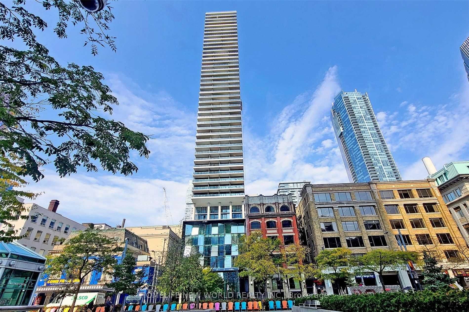 224 King Street W 2703, Toronto, ON M5H 0A6