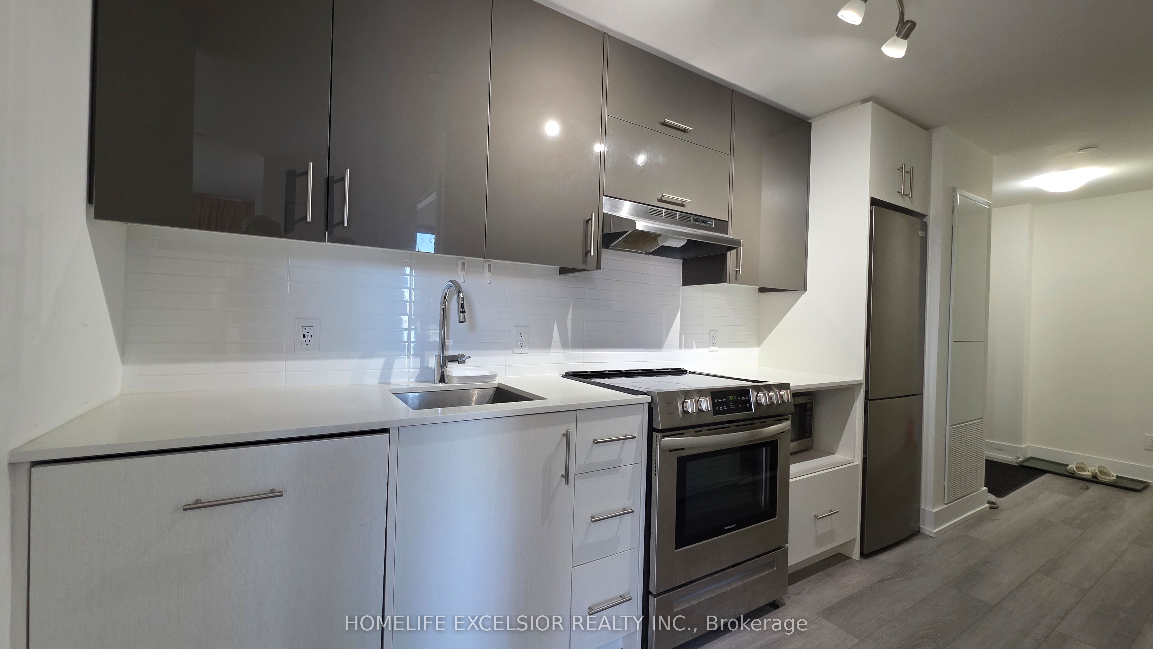 188 Fairview Mall Drive 829, Toronto, ON M2J 0H7 photo 2