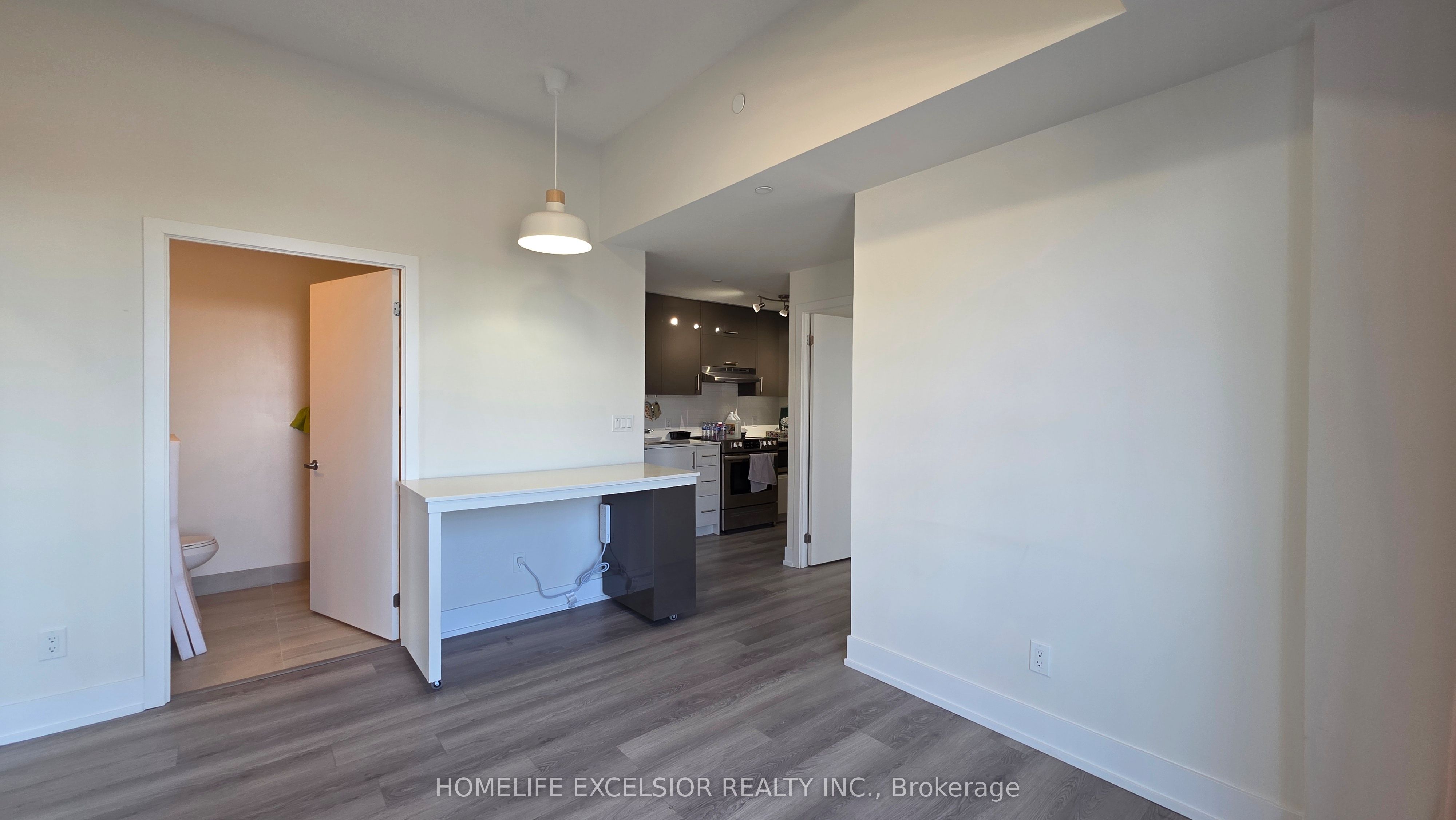 188 Fairview Mall Drive 829, Toronto, ON M2J 0H7 photo 4