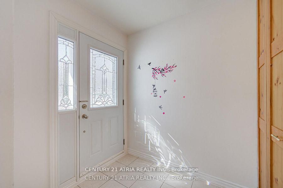 154 Freshmeadow Drive, Toronto, ON M2H 2R1 photo 3