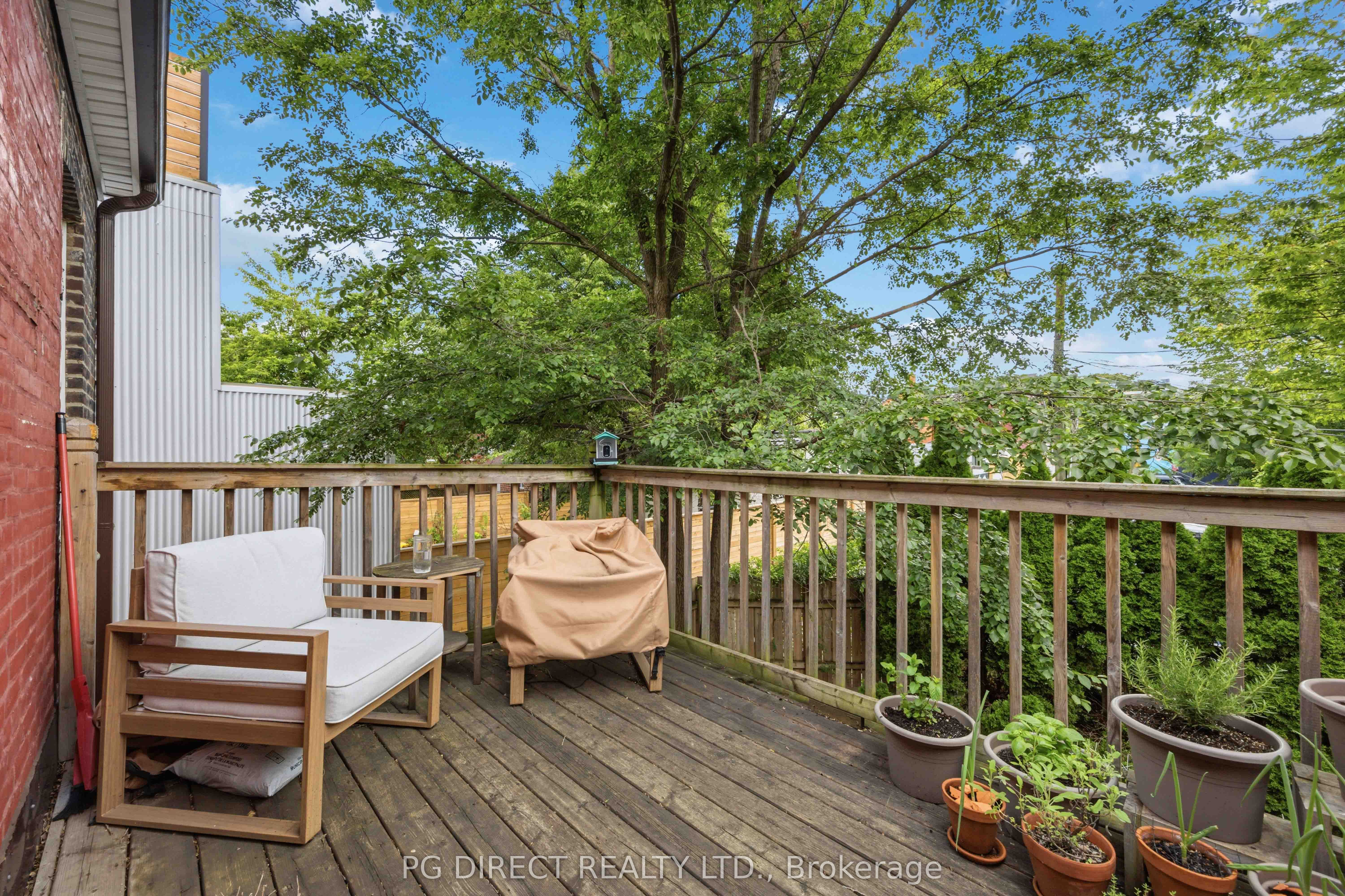 486 Montrose Avenue, Toronto, ON M6G 3H1 photo 3