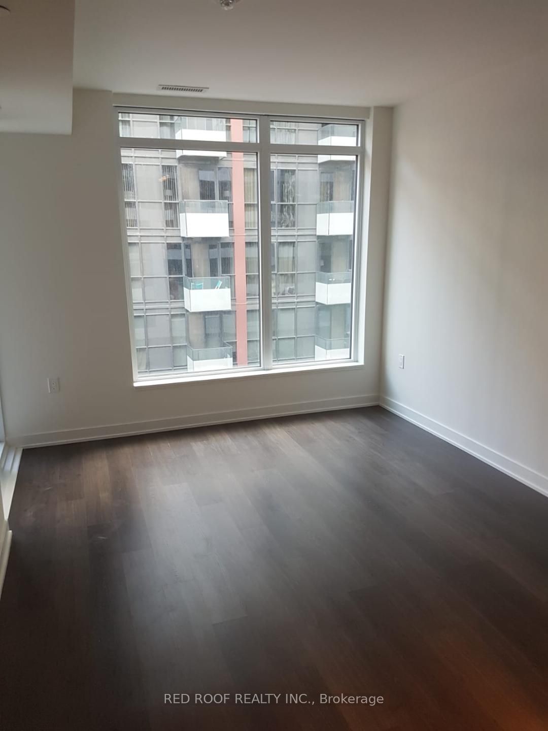 576 Front Street W 527E, Toronto, ON M5V 0P8 photo 3