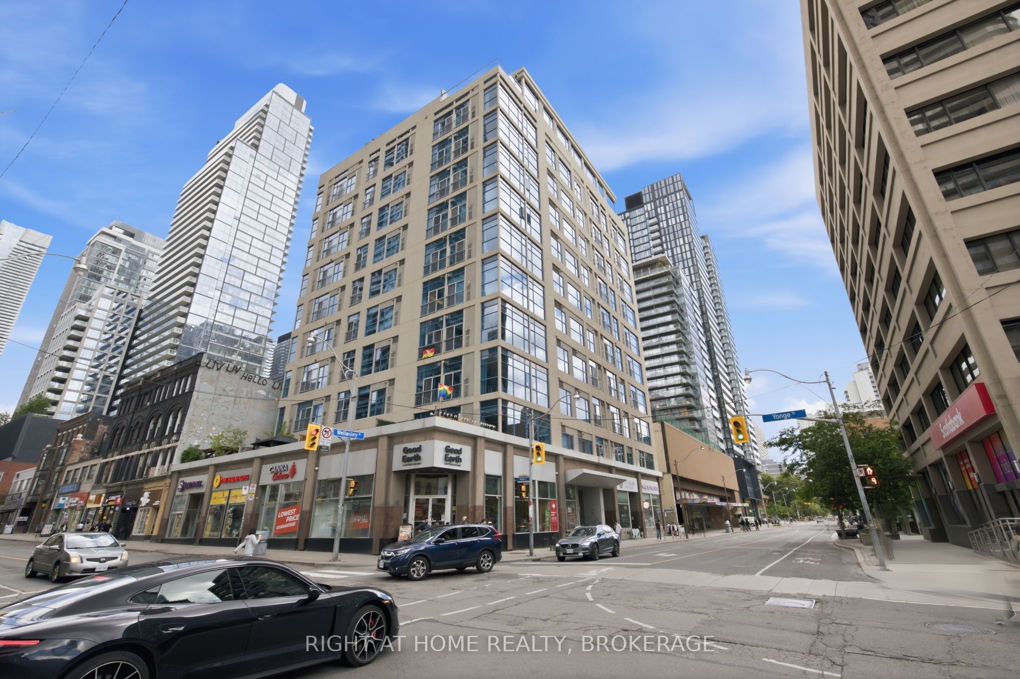 8 Wellesley Street E 802, Toronto, ON M4Y 3B2