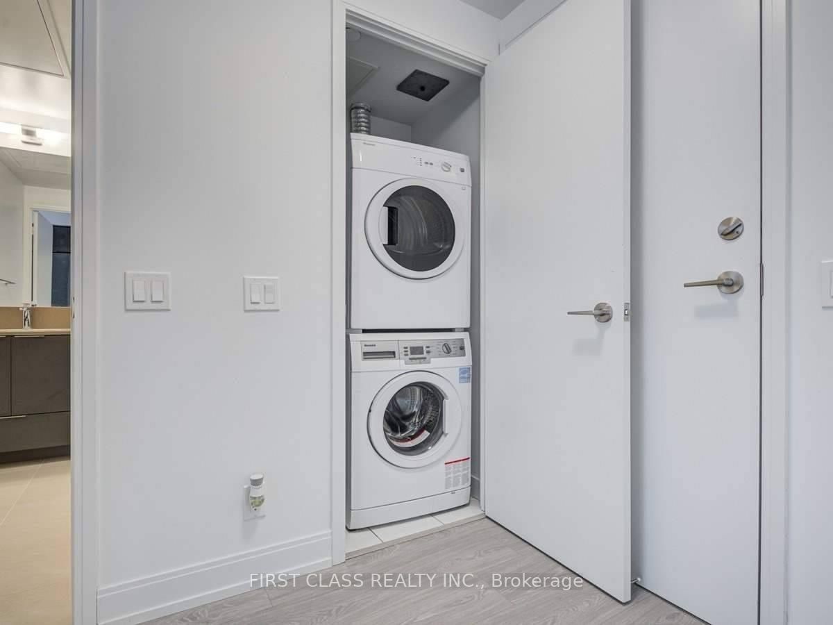 181 Dundas Street E 1002, Toronto, ON M5A 0N5 photo 5