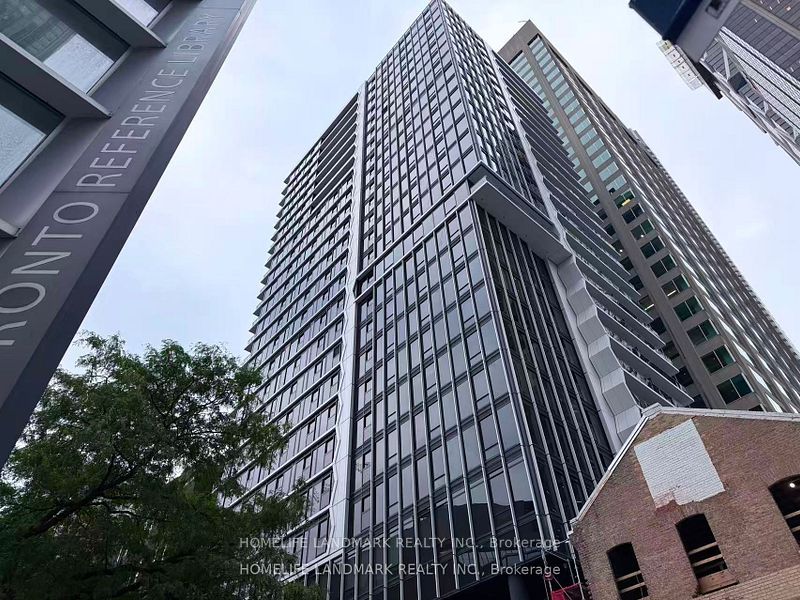 771 Yonge Street 2201, Toronto, ON M4W 0B8
