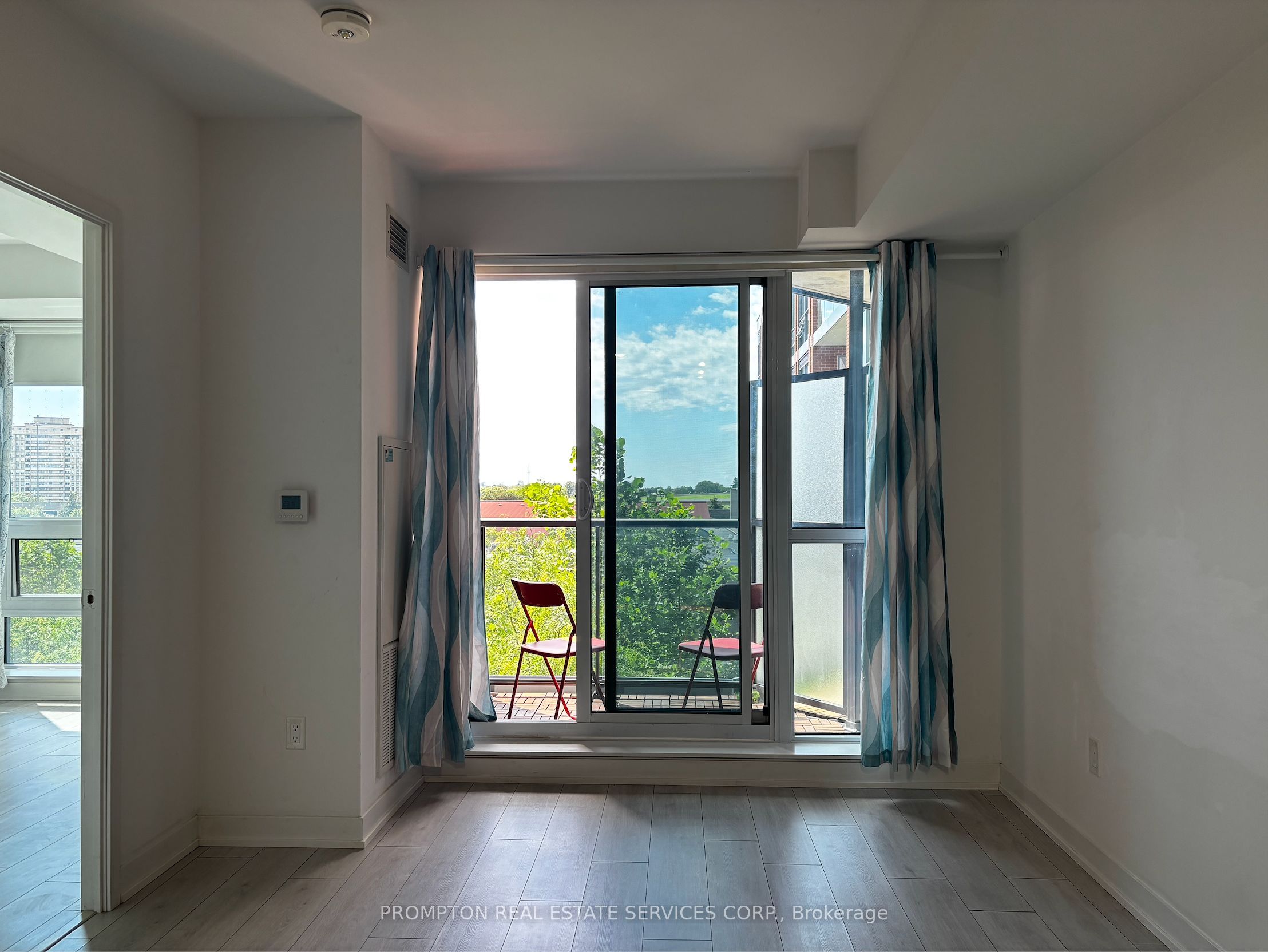 31 Tippett Road 436, Toronto, ON M3H 0C8 photo 4